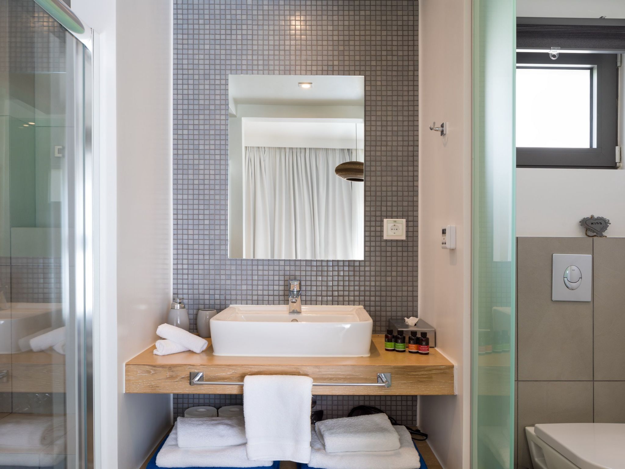 Gut ausgestattete Villa mit Pool und privatem Garten-Binnen