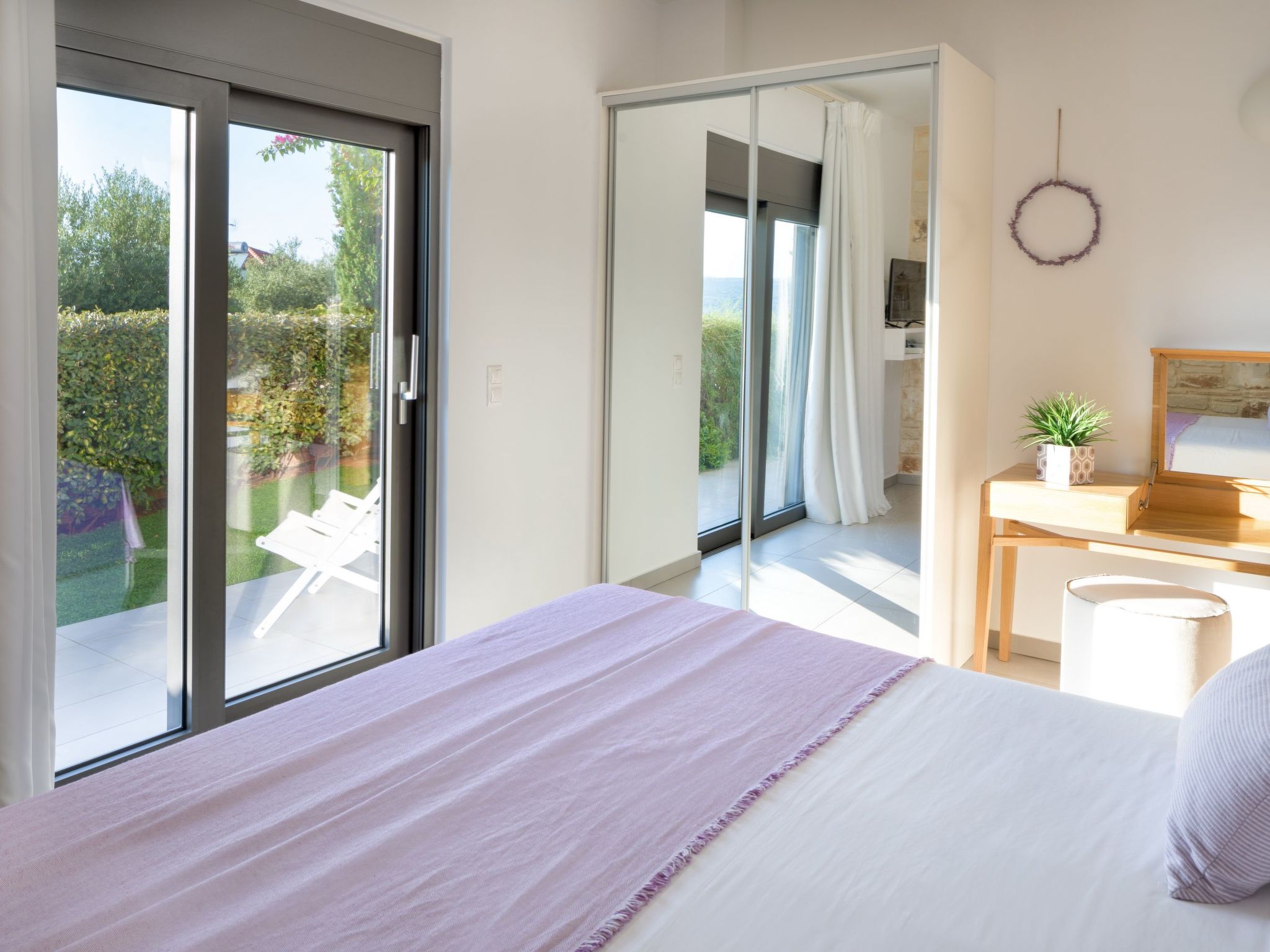 Luxusvilla in Almyrida mit wunderschönem Blick-Binnen