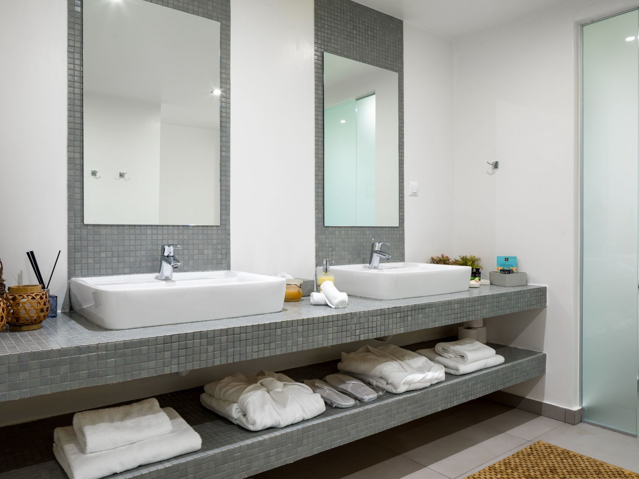 Luxusvilla in Almyrida mit wunderschönem Blick-Binnen