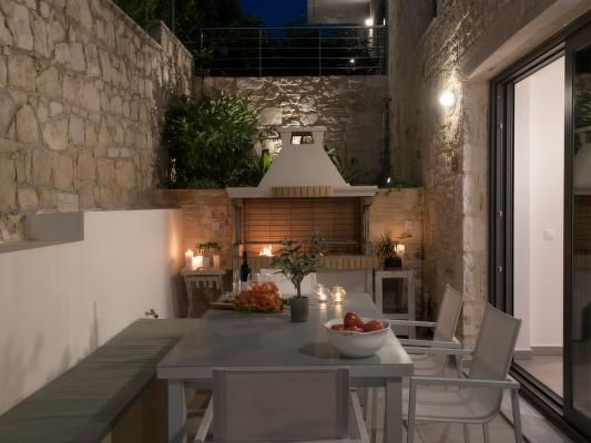 Luxusvilla in Almyrida mit wunderschönem Blick-Binnen