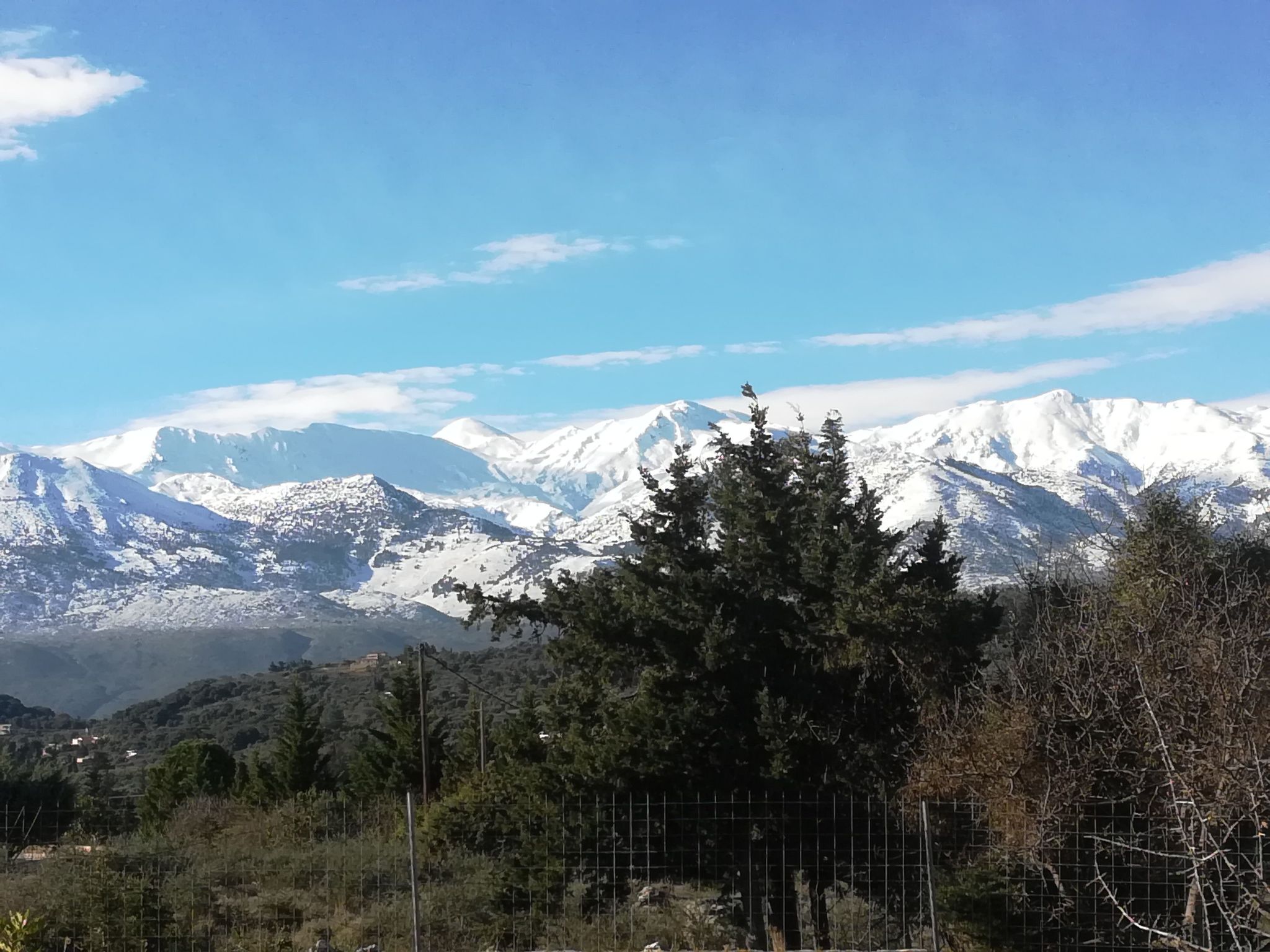 Villa mit Pool für bis zu 8 Personen. Meerblick.-Binnen