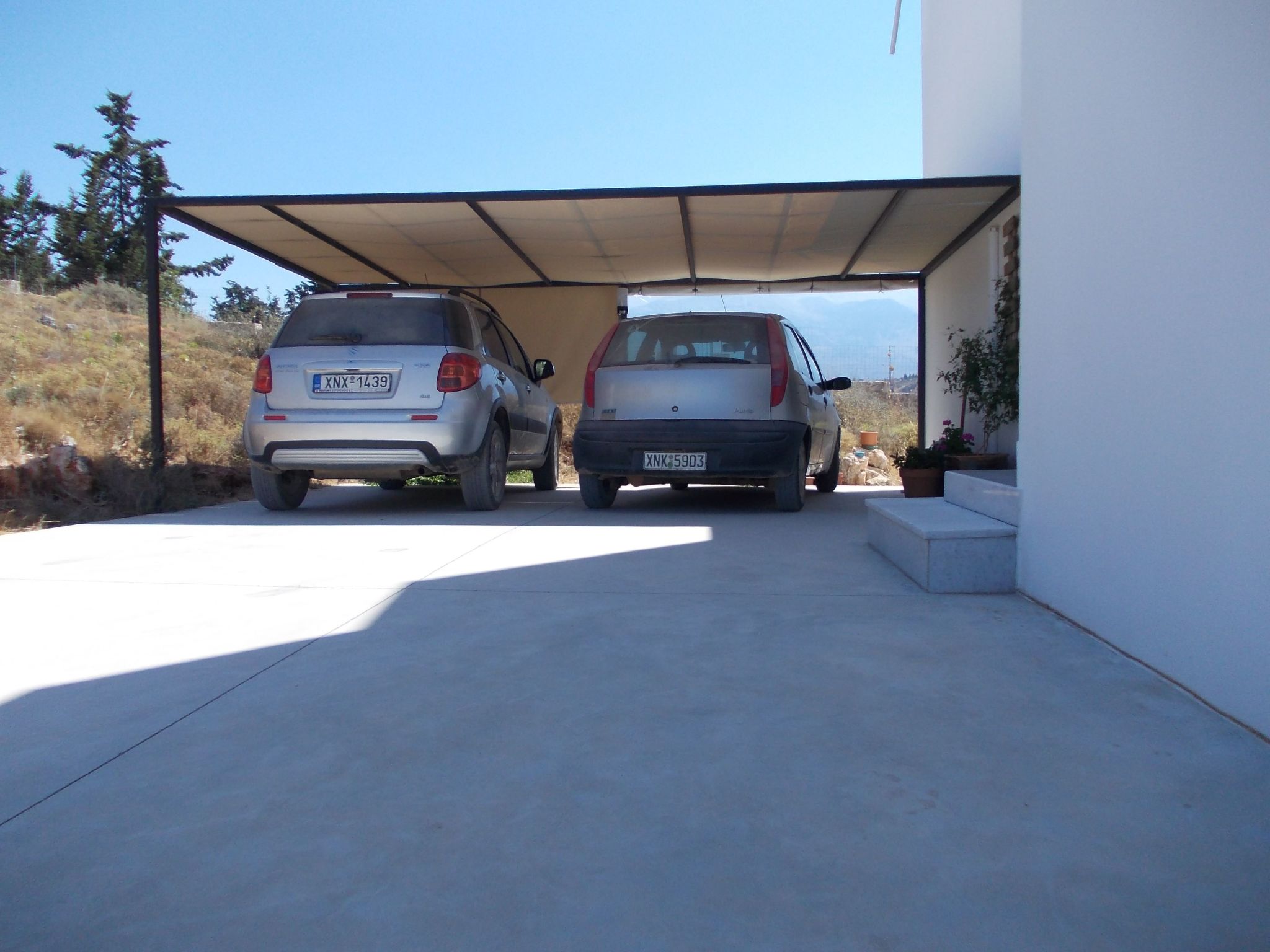 Villa mit Pool für bis zu 8 Personen. Meerblick.-Binnen