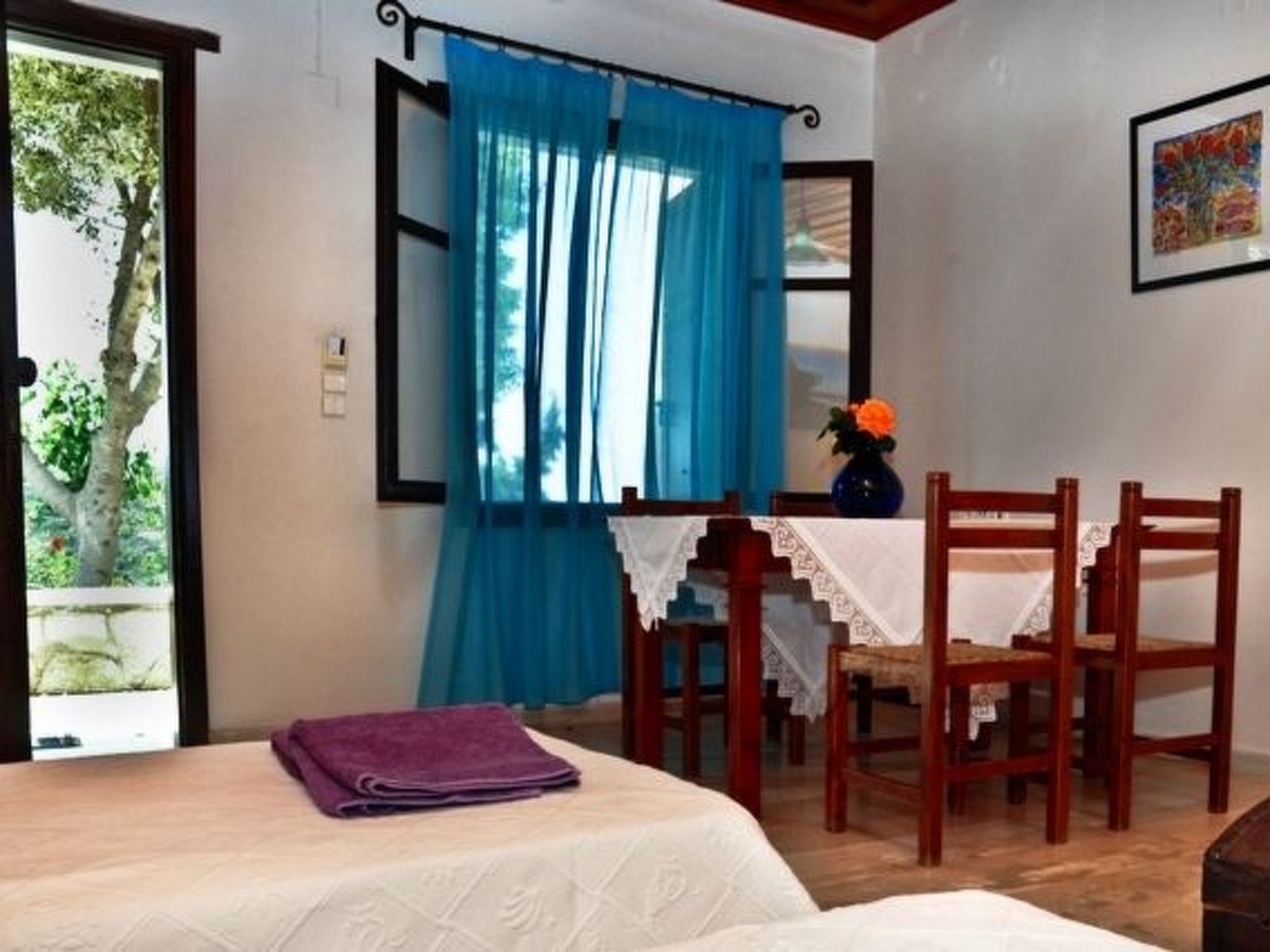 Mit Terrasse und Balkon-Dedans