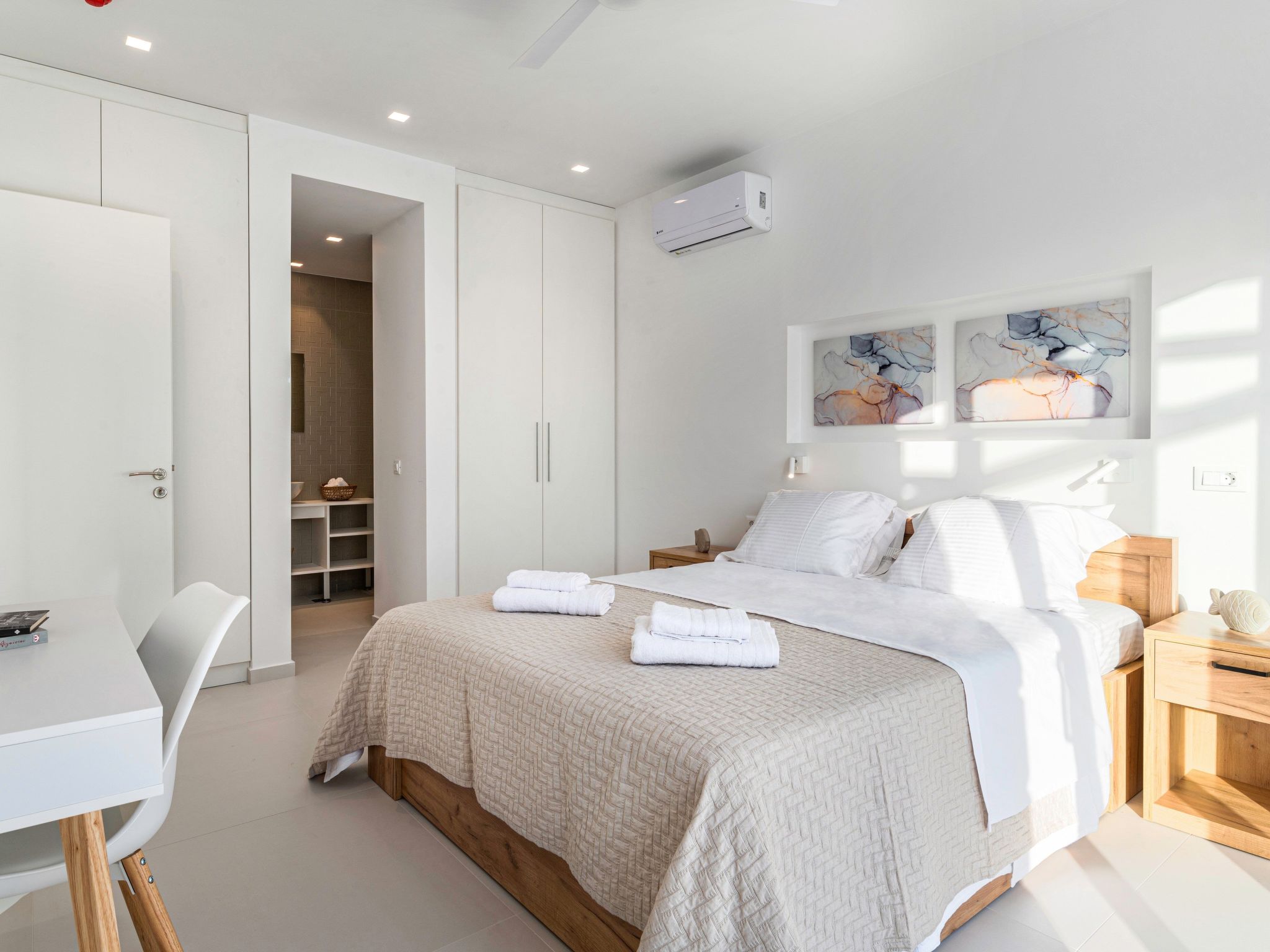 Villa Maria mit privatem Pool und Meerblick-Binnen