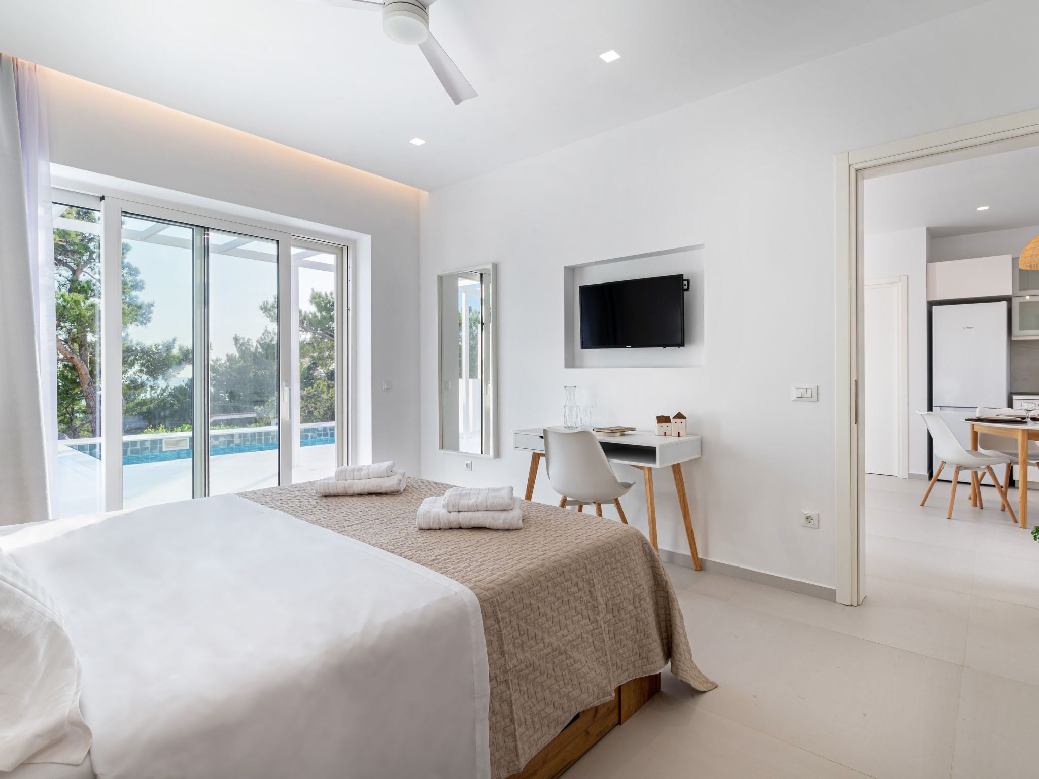 Villa Maria mit privatem Pool und Meerblick-Binnen