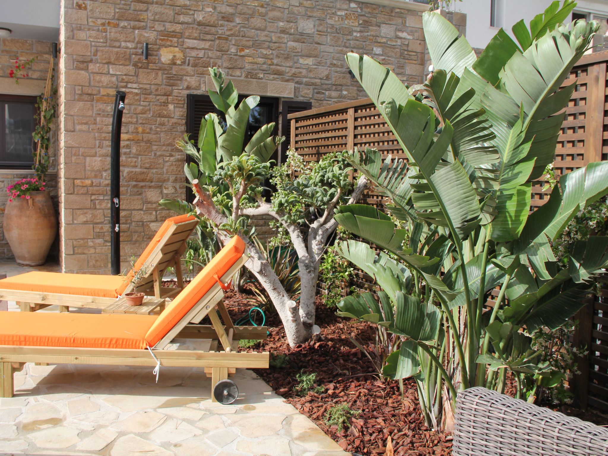 Lemonia für 6 Personen und 3 Kinder-Binnen