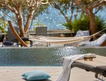 Villa Jupiter Views: Luxe aan Zee met Infinity Pool, 30m van Strand - thumbnail 2