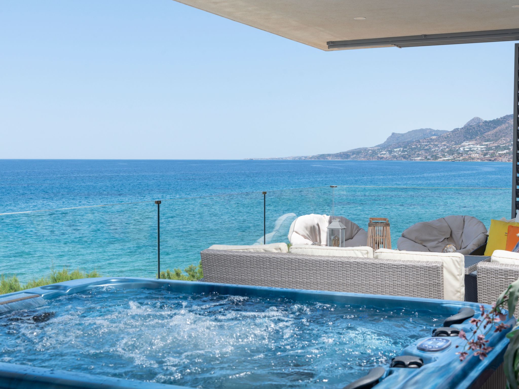 Villa Galilean Moons für 16 Personen und 8 Kinder-Image-tags.info