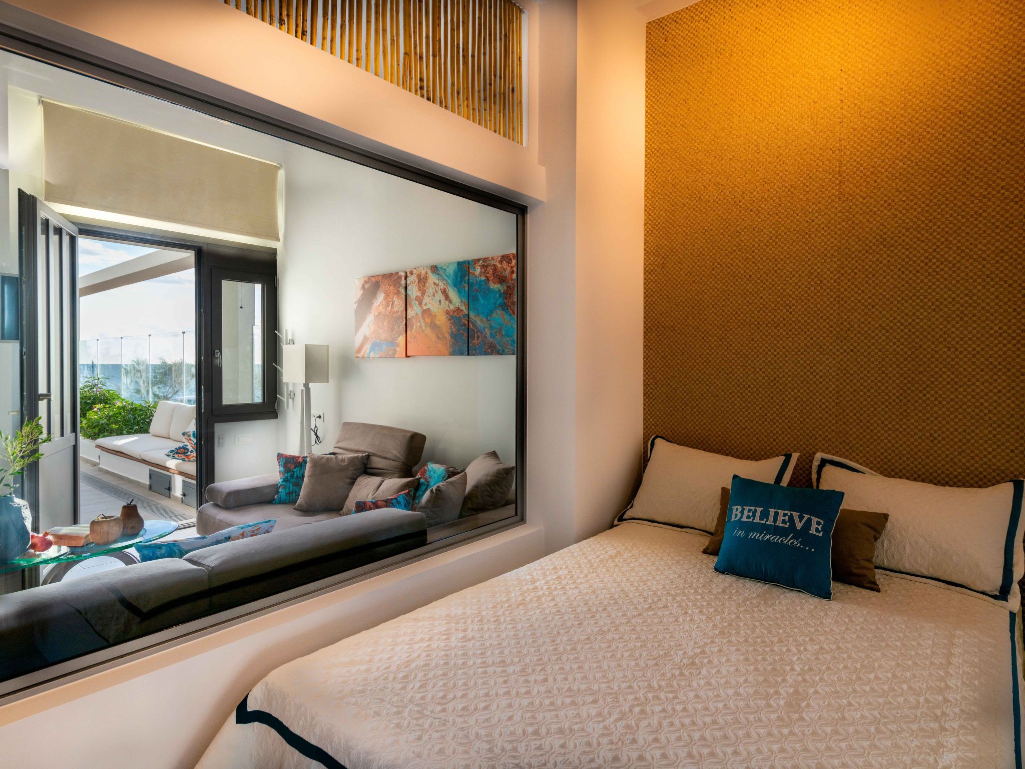 Villa Galilean Moons für 16 Personen und 8 Kinder-Image-tags.info