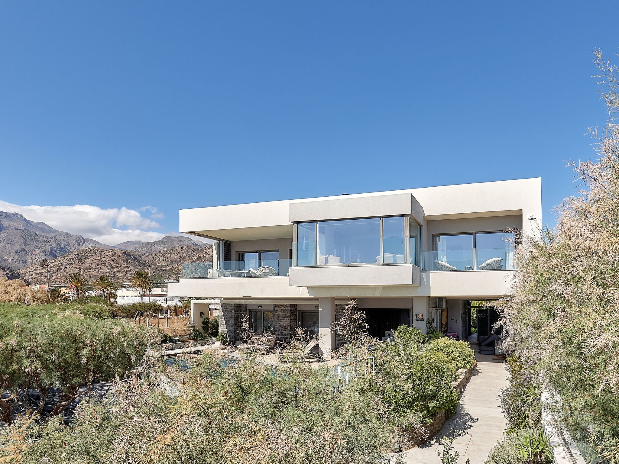 Villa Galilean Moons für 16 Personen und 8 Kinder-Image-tags.info