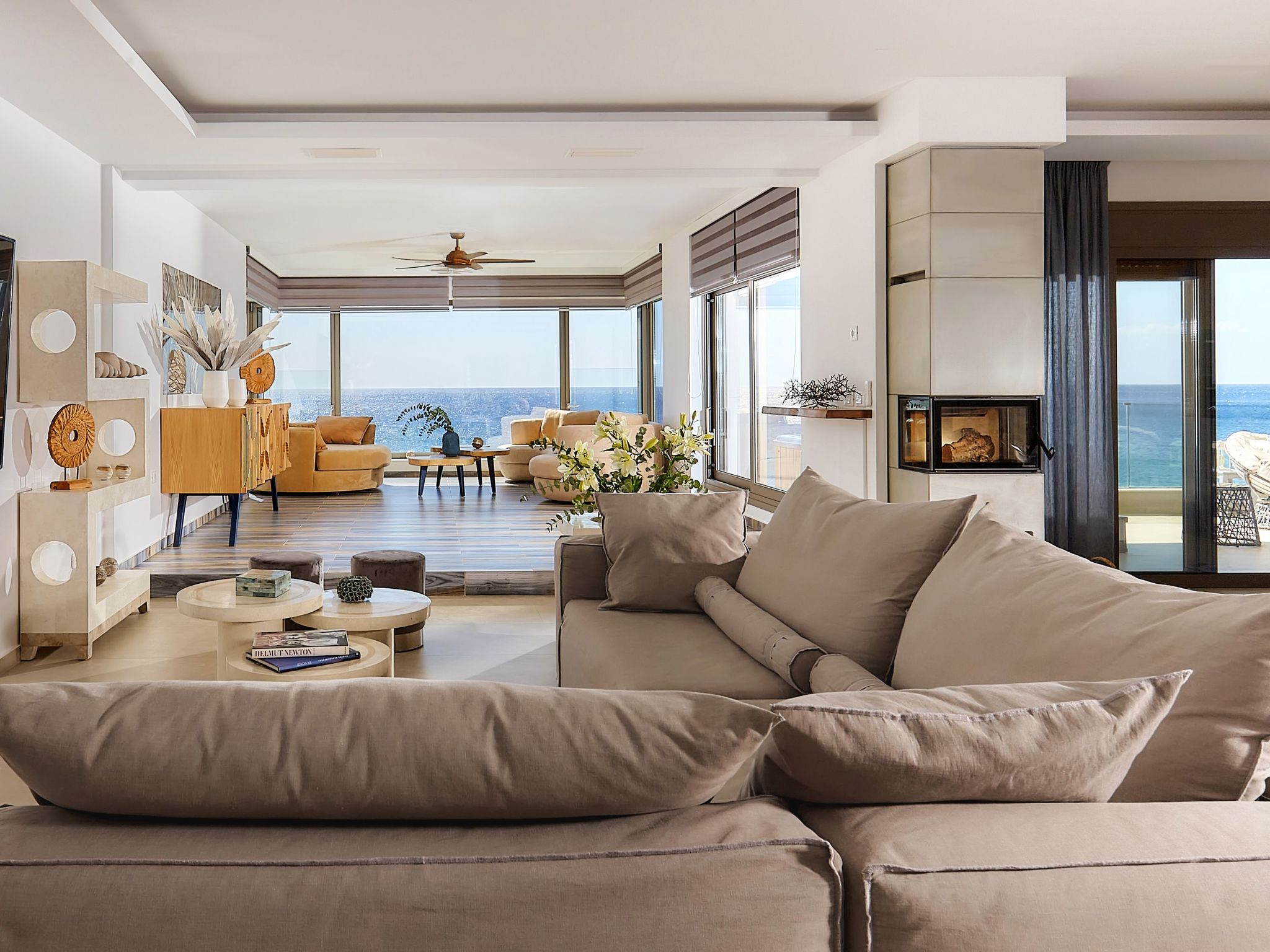 Villa Galilean Moons für 16 Personen und 8 Kinder-Image-tags.info