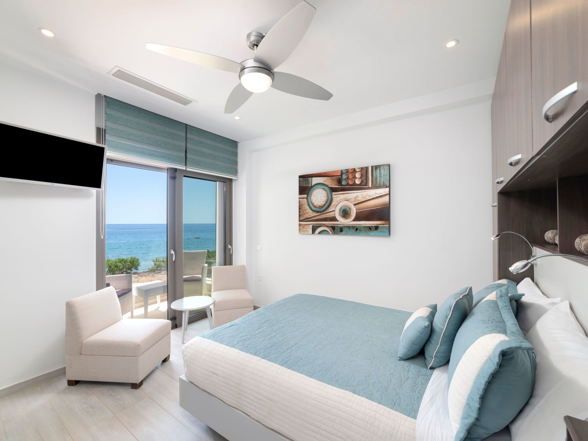 Villa Galilean Moons für 16 Personen und 8 Kinder-Image-tags.info