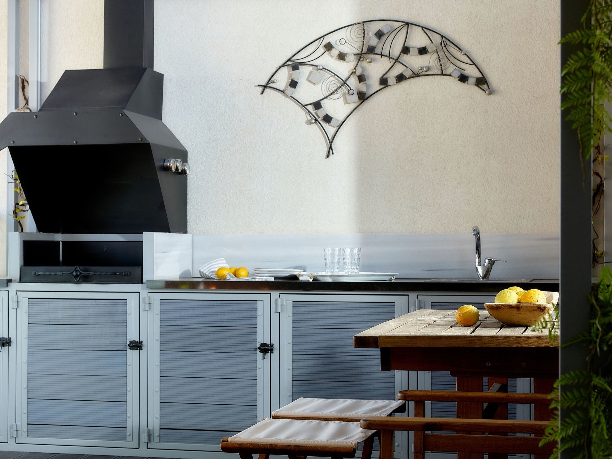 Stilvolle Wohnung mit atemberaubendem Ausblick-Image-tags.info