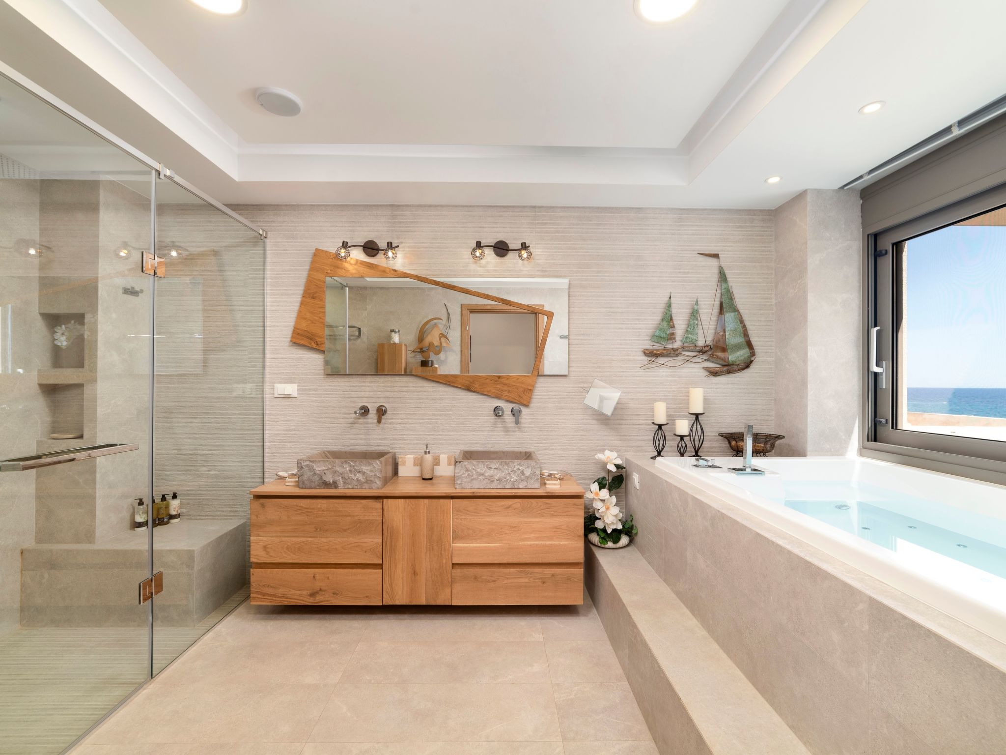 Stilvolle Wohnung mit atemberaubendem Ausblick-Image-tags.info