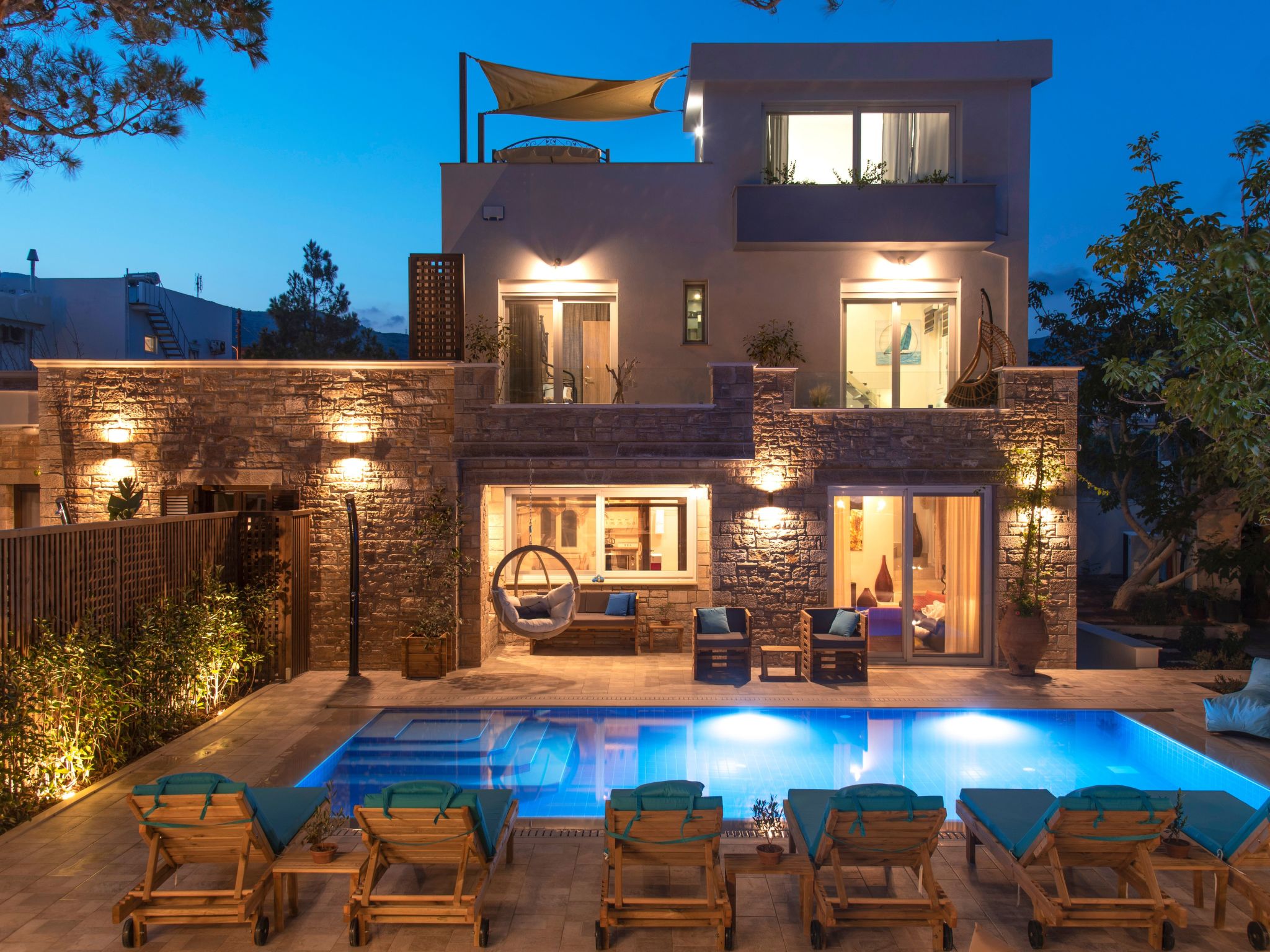 Luxuriöses Ferienhaus mit heizbarem Infinitypool-Binnen