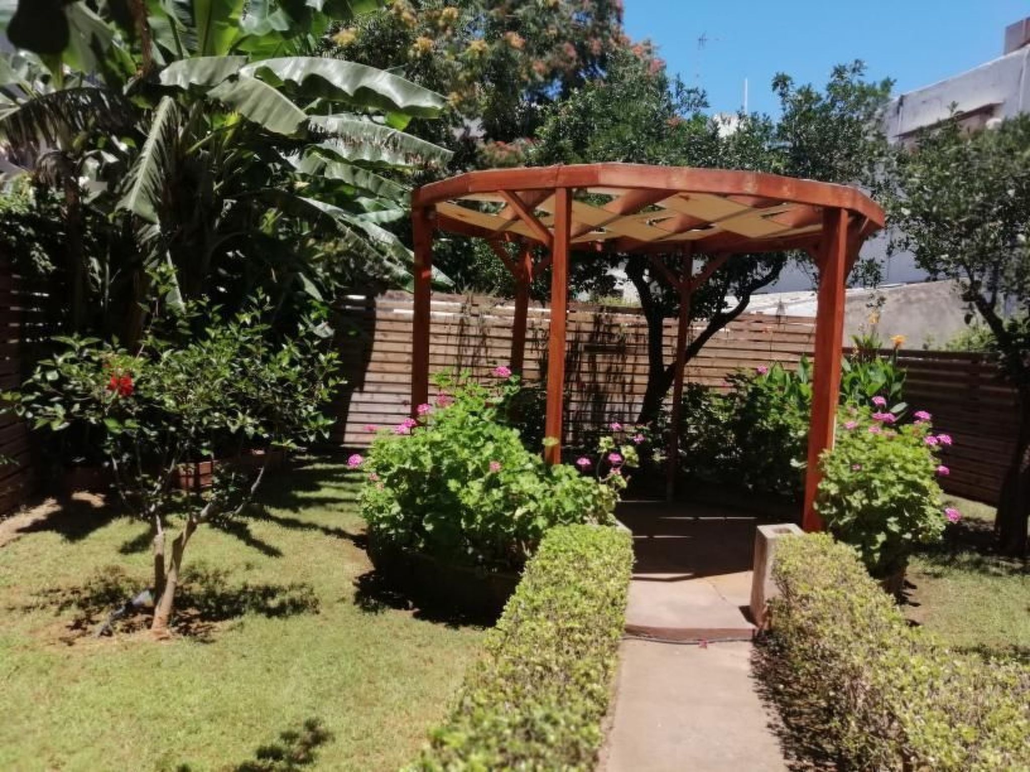 Downtown home Garten mit privatem Garten-Image-tags.info