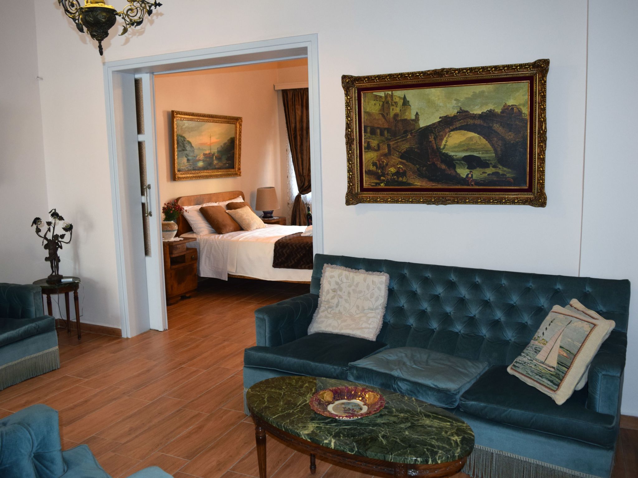 Downtown home Garten mit privatem Garten-Drinnen