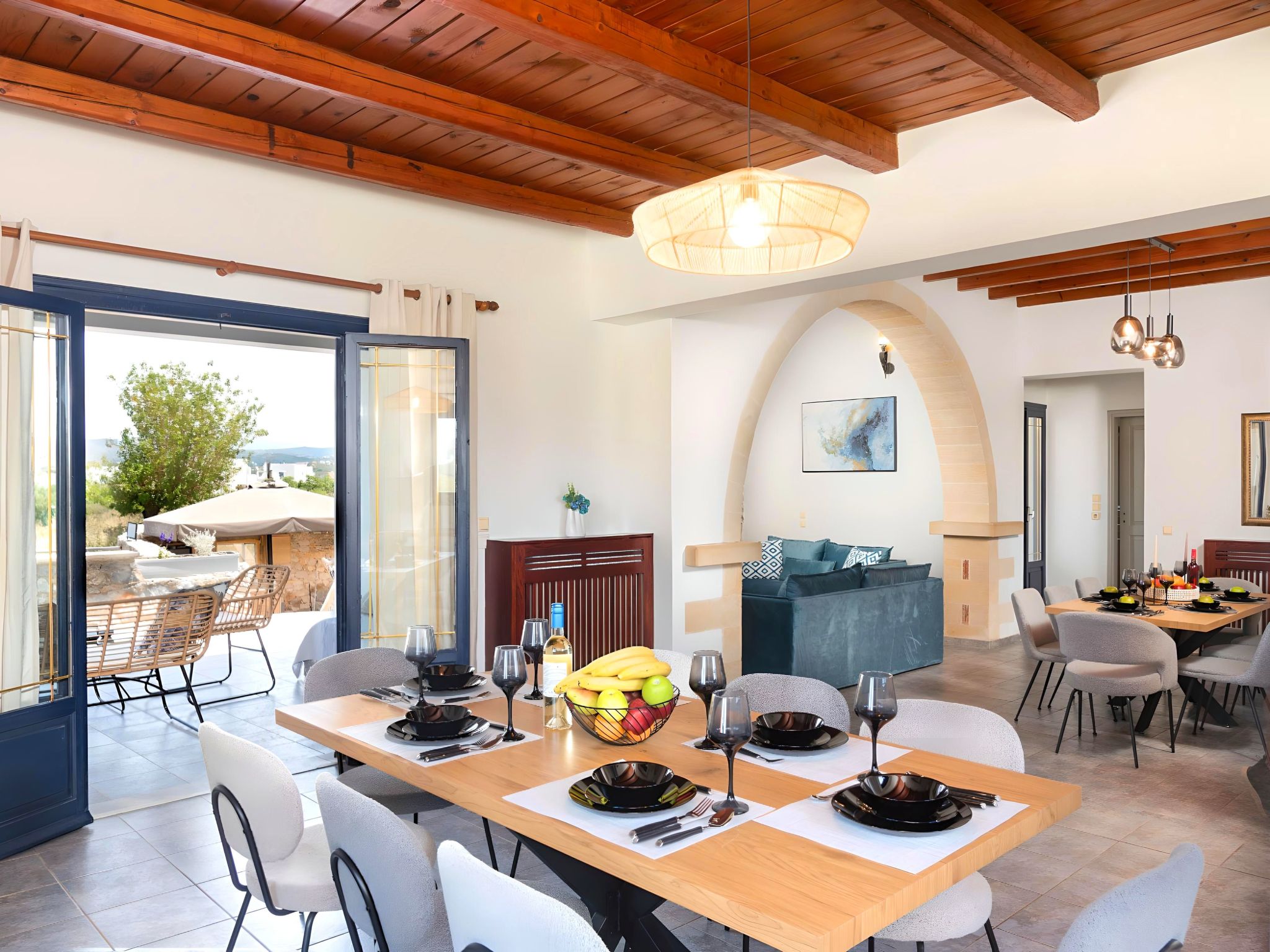 Grey Grand Villa Privater Pool-Drinnen