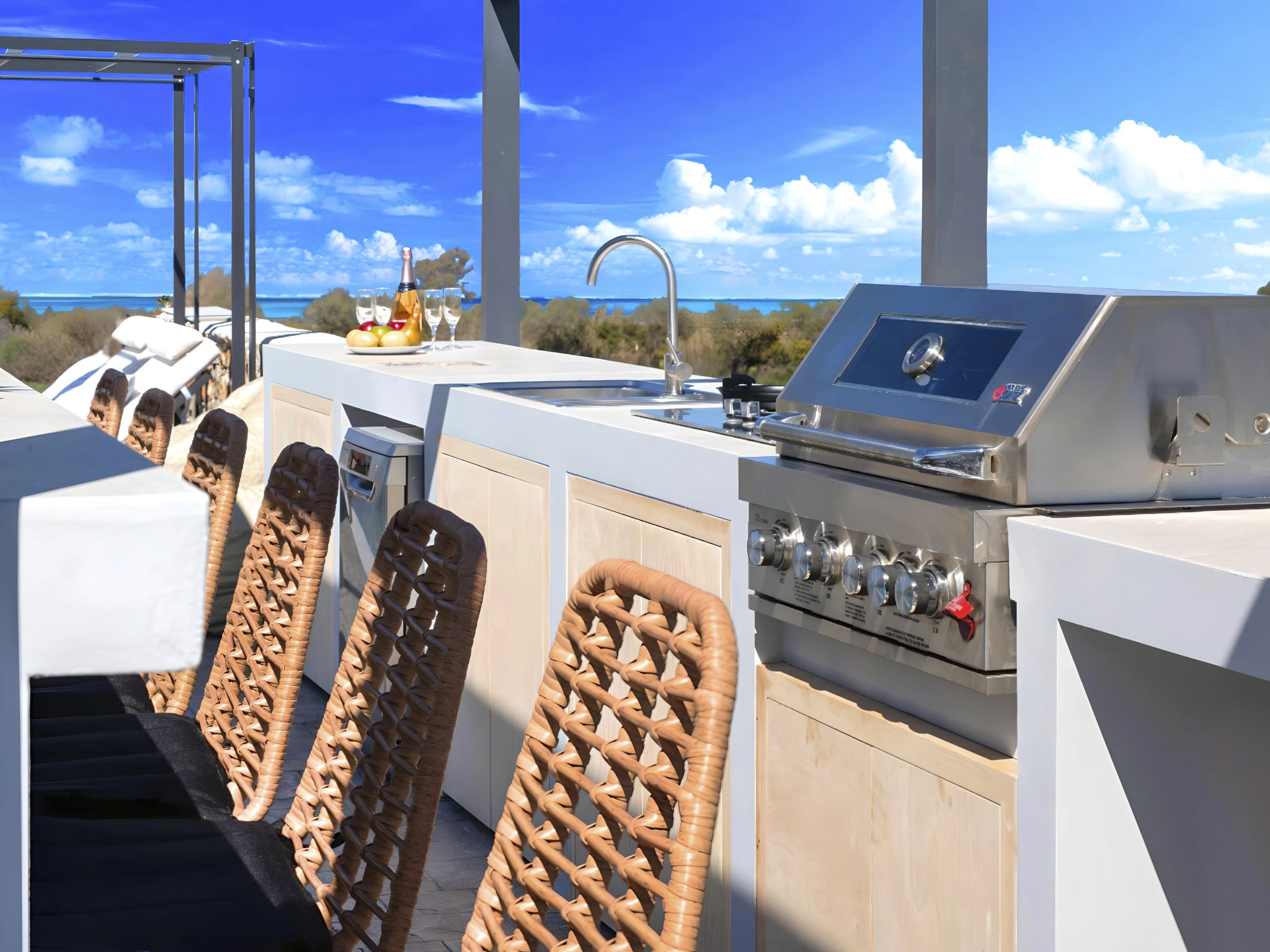 Grey Grand Villa Privater Pool-Drinnen