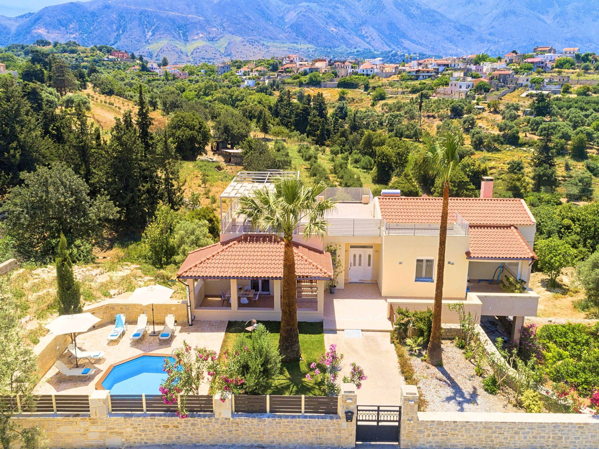 Für 12 Personen in Episkopi, Kreta (West-Kreta)-Image-tags.info