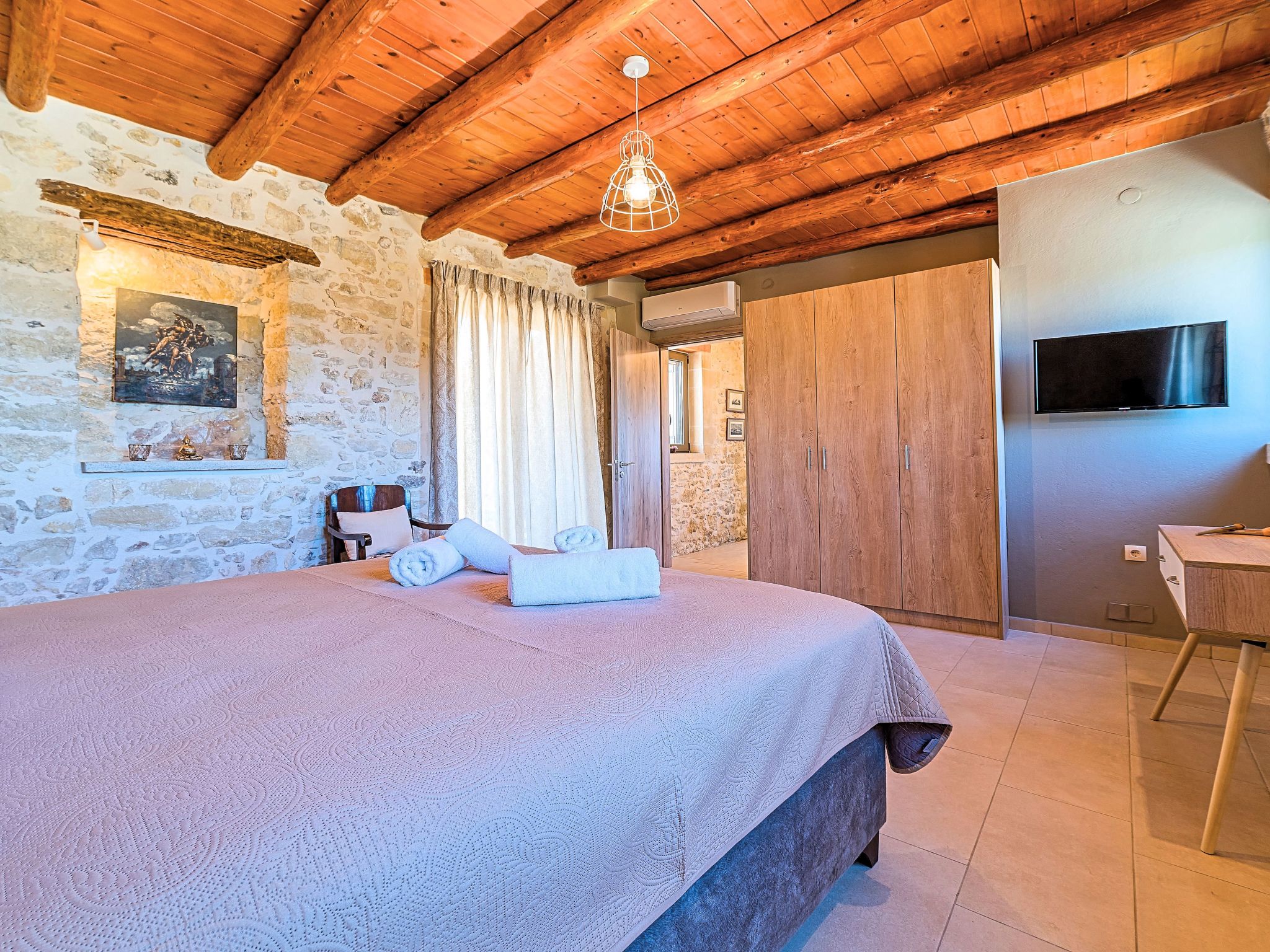 Für 12 Personen in Agia Paraskevi Nordkreta, Kreta (Nordküste Kretas)-Binnen