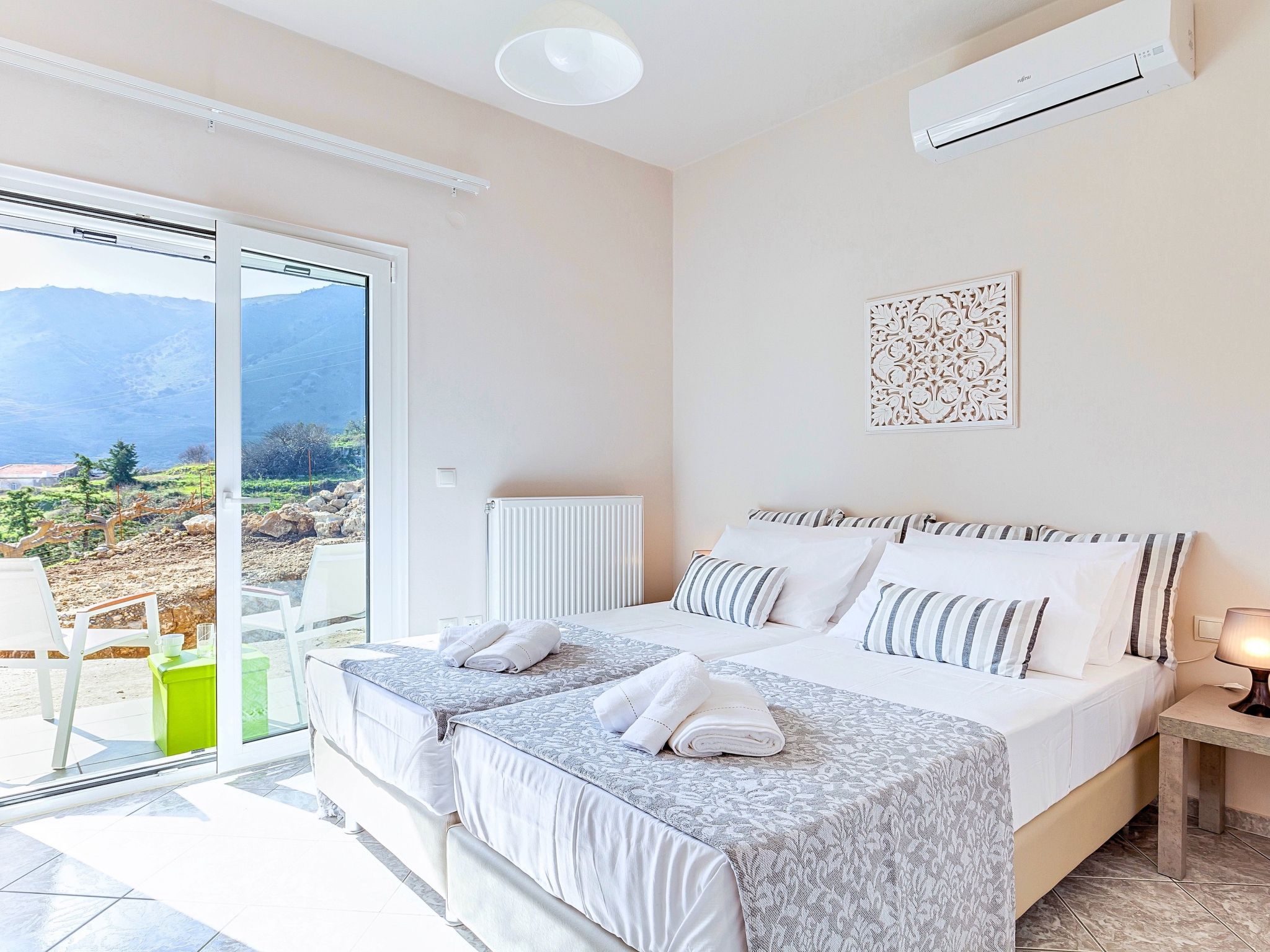 Für 12 Personen in Kournas, Kreta (West-Kreta)-Image-tags.info