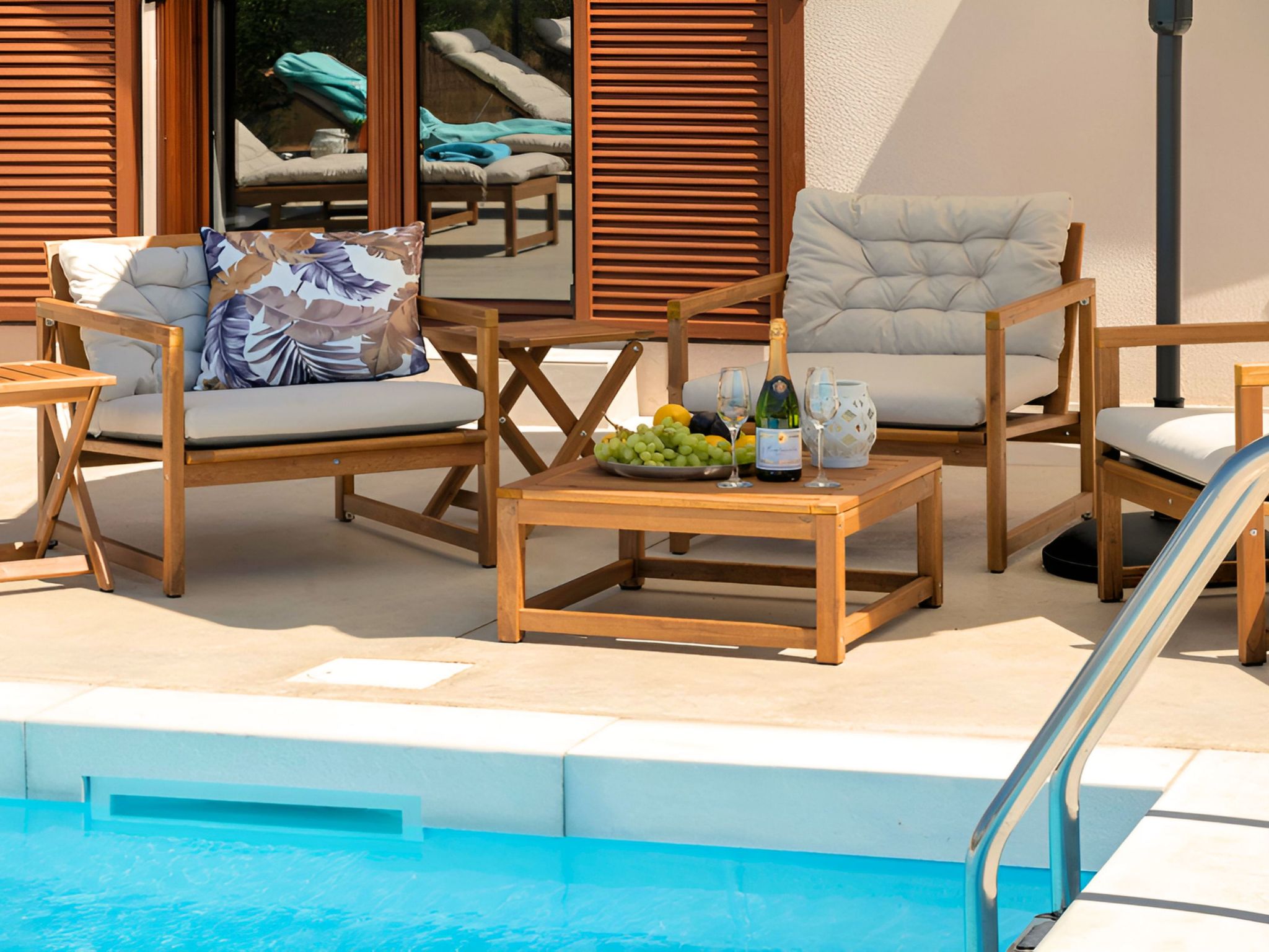 "Vegghera Villa" mit Bergblick-Binnen