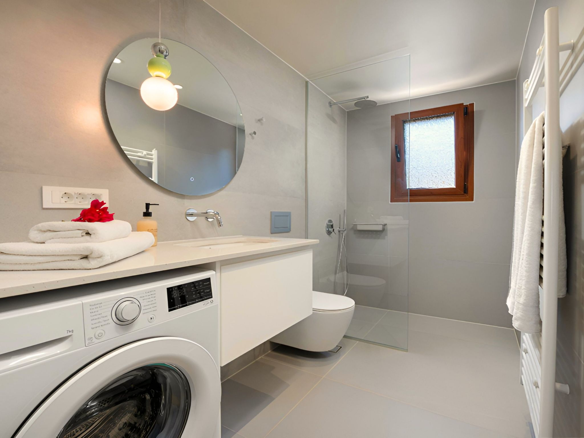 "Vegghera Villa" mit Bergblick-Binnen