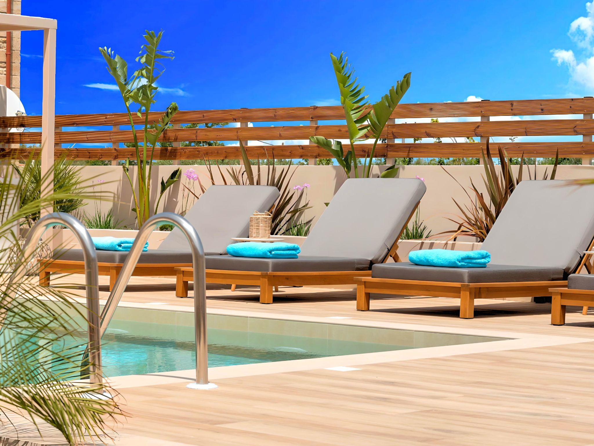 Hidden Gem Villa Pool und Jaccuzzi-Binnen