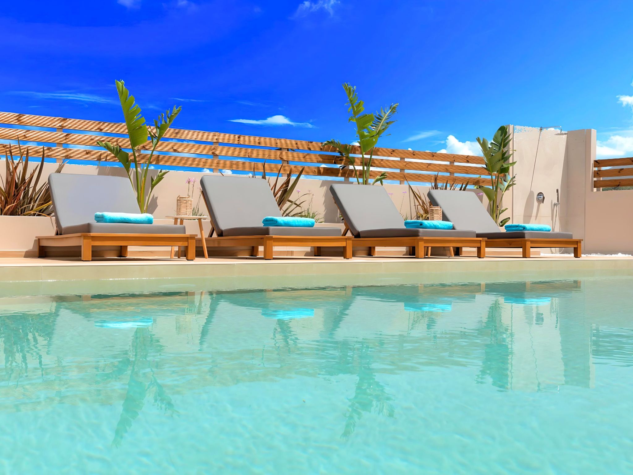 Hidden Gem Villa Pool und Jaccuzzi-Binnen