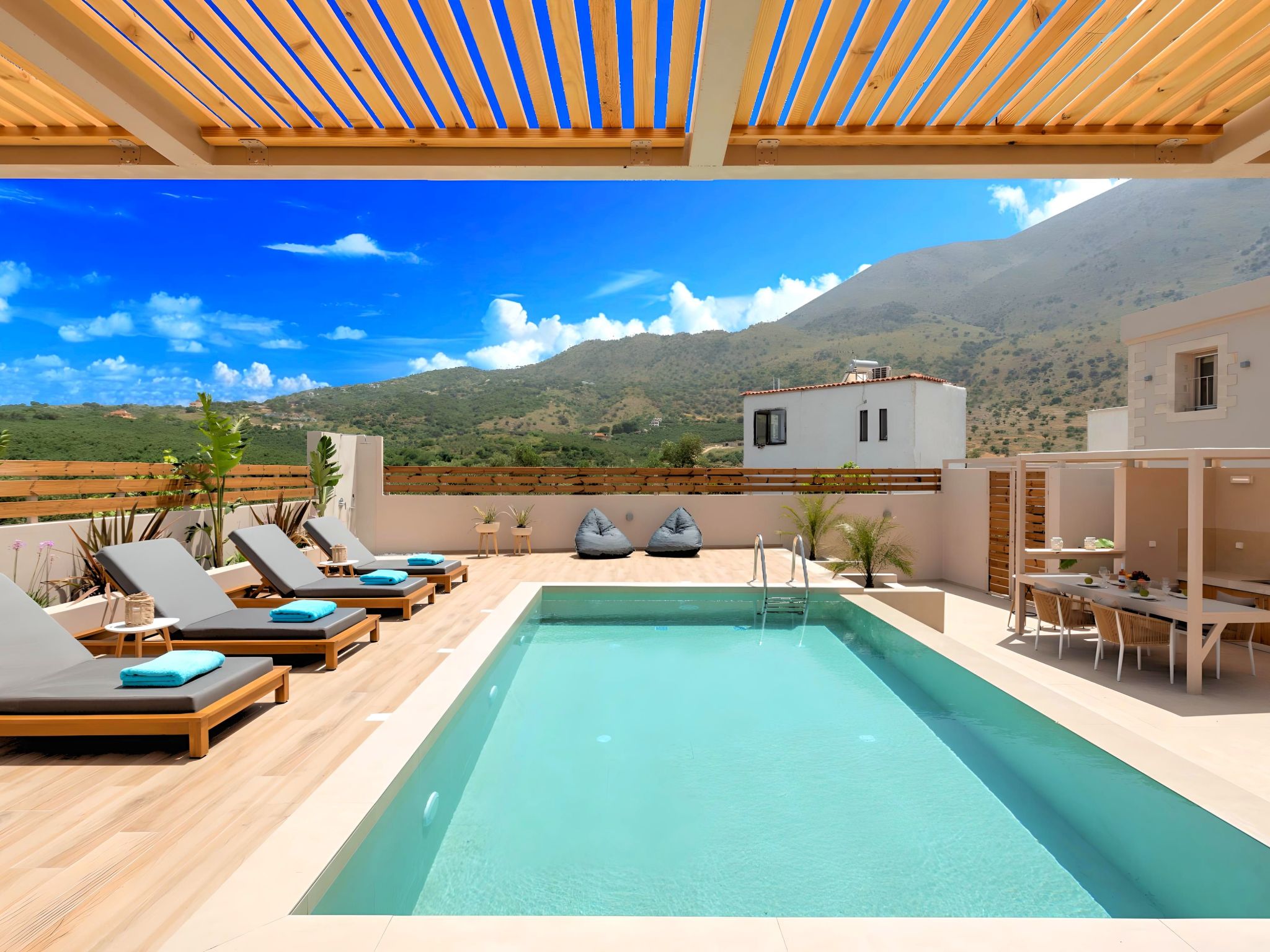 Hidden Gem Villa Pool und Jaccuzzi-Binnen