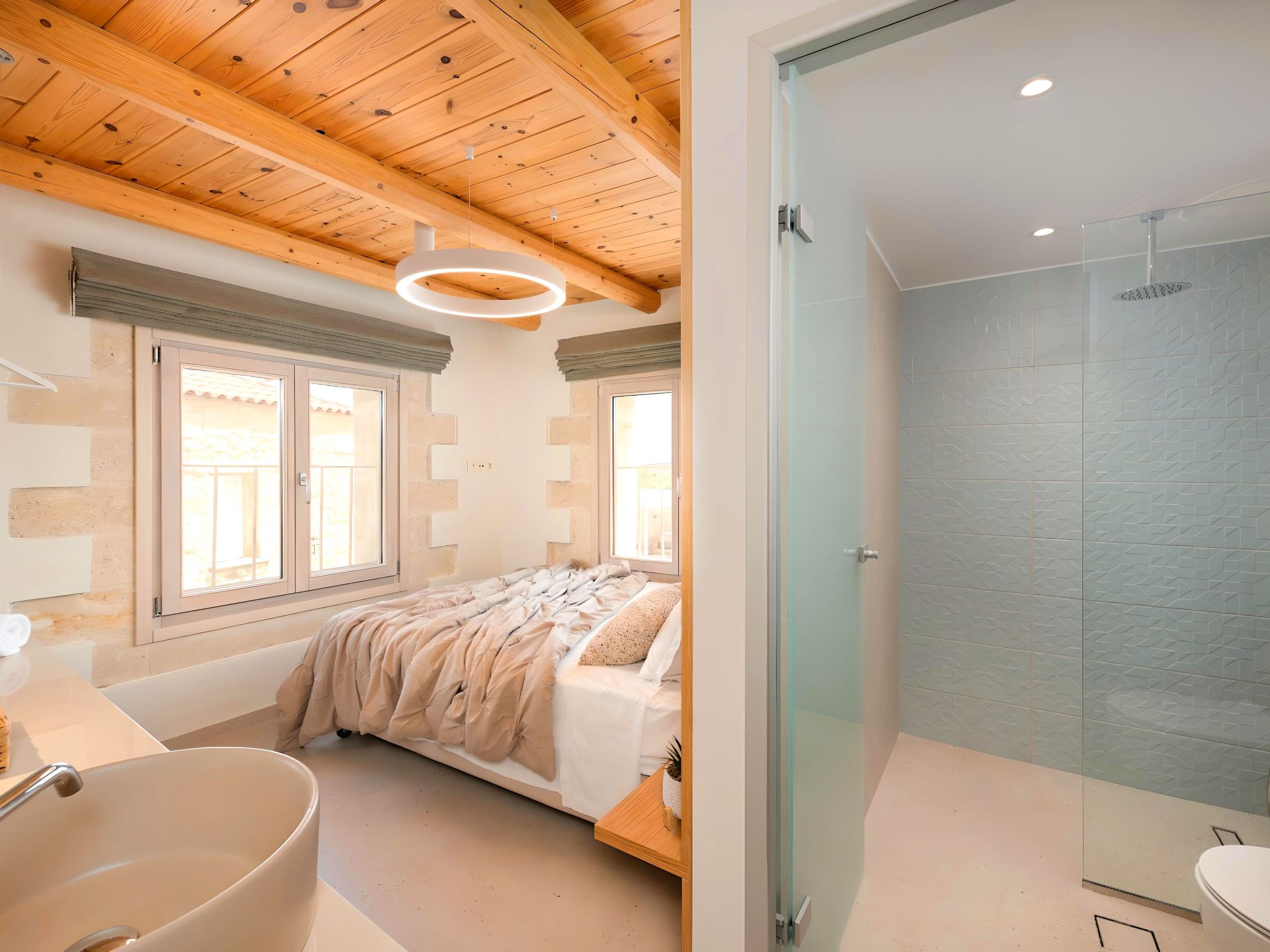 Hidden Gem Villa Pool und Jaccuzzi-Binnen