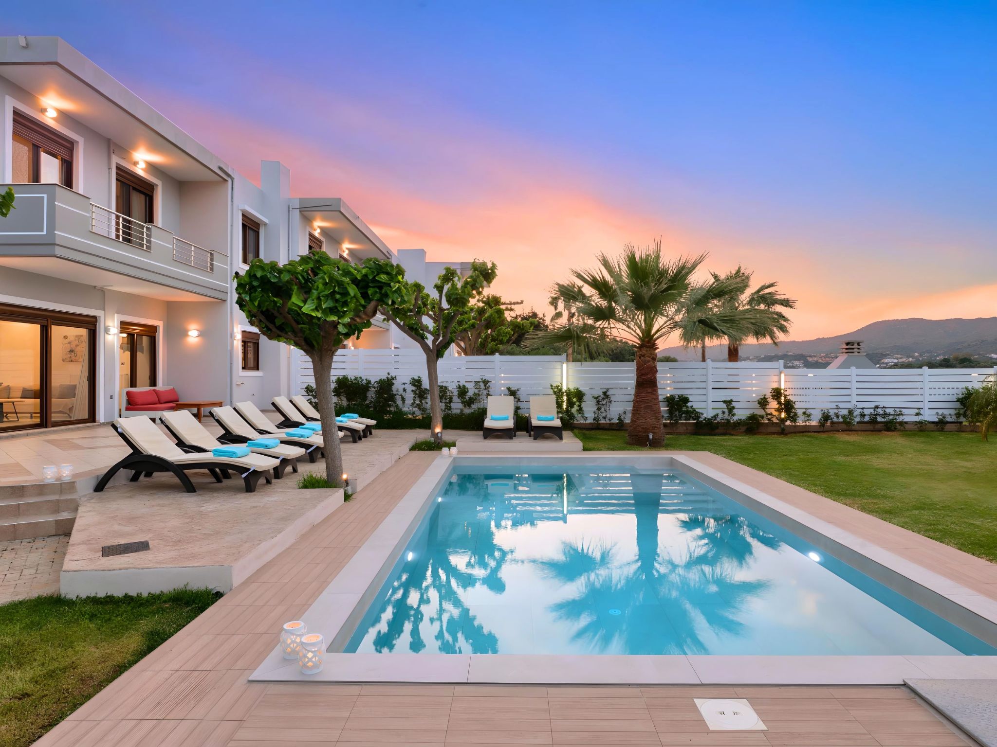 Sunlight Villa mit beheiztem Pool