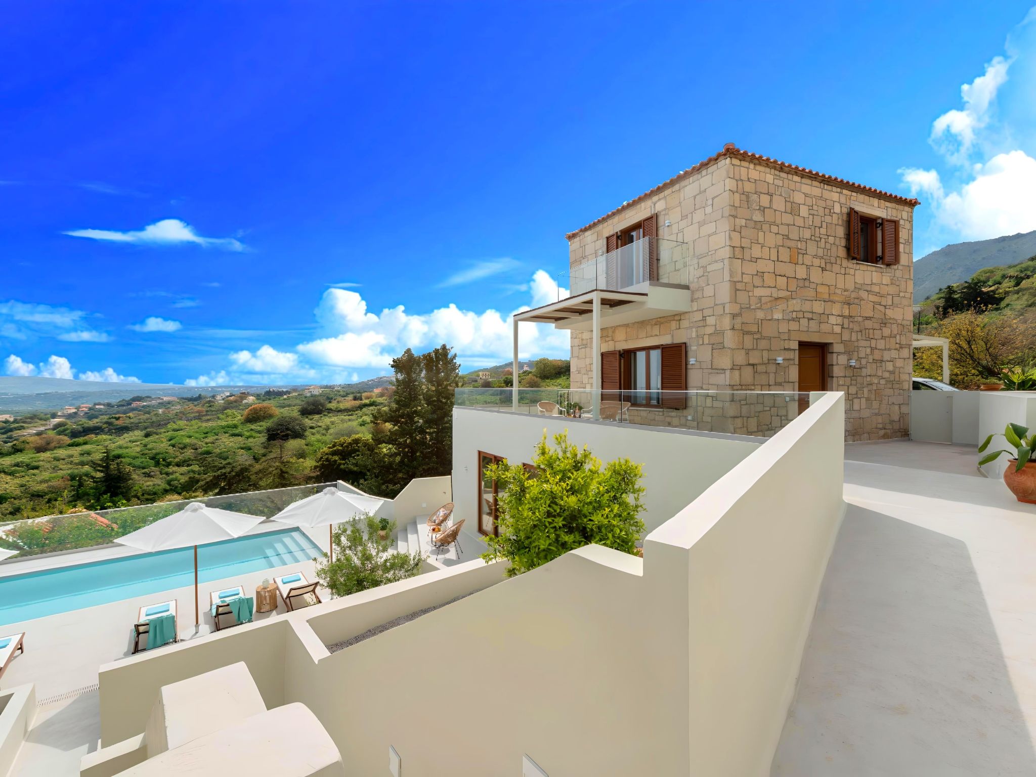 Soluna Villa Privater Pool-Binnen