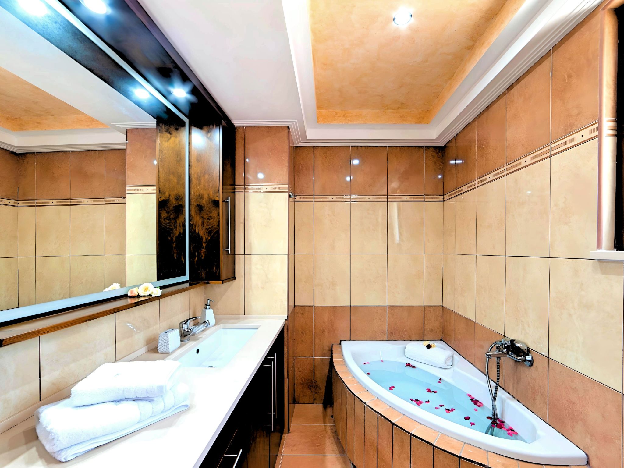 Sunlight Villa Beheizter Pool-Image-tags.info