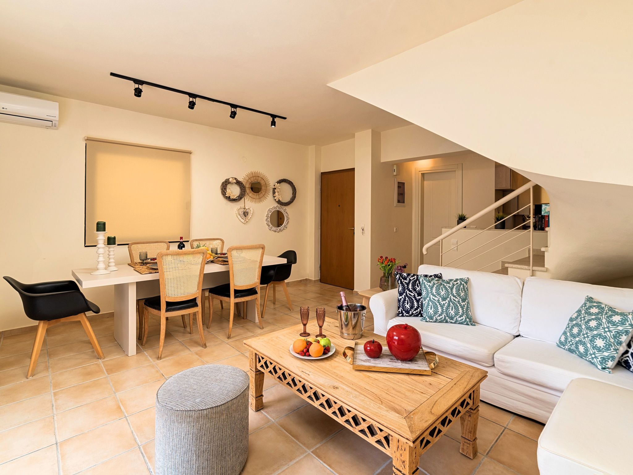 Apple Green Villa Privater Pool-Image-tags.info