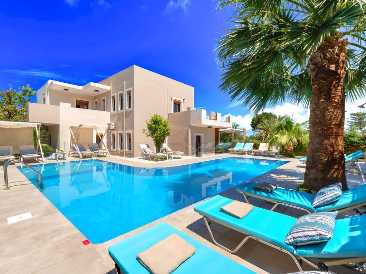 Vakantiehuis met verwarmd zwembad in centrum Georgioupoli · 31 pers. in Georgioupoli