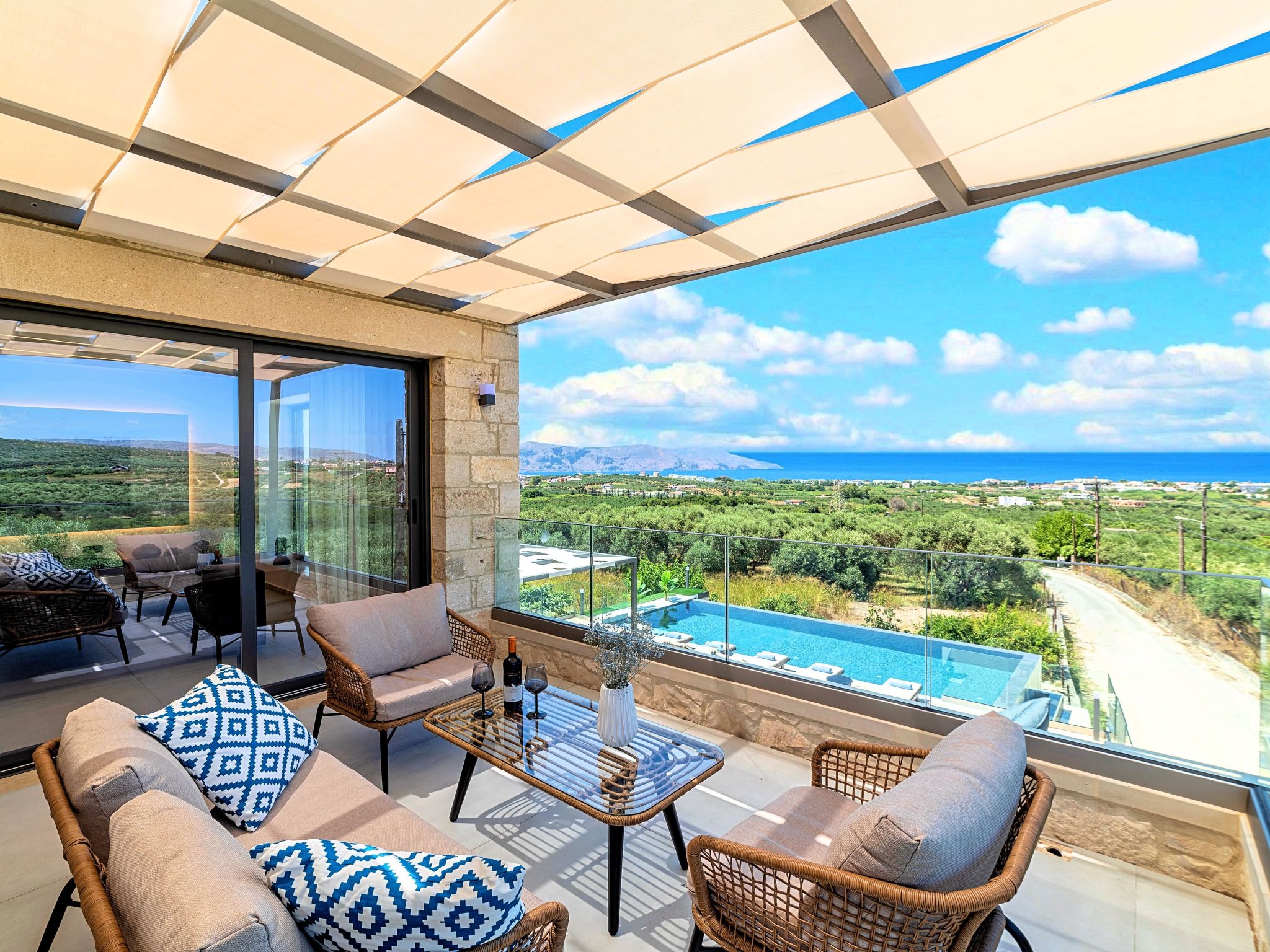 Für 10 Personen in Kournas, Kreta (West-Kreta)-Image-tags.info