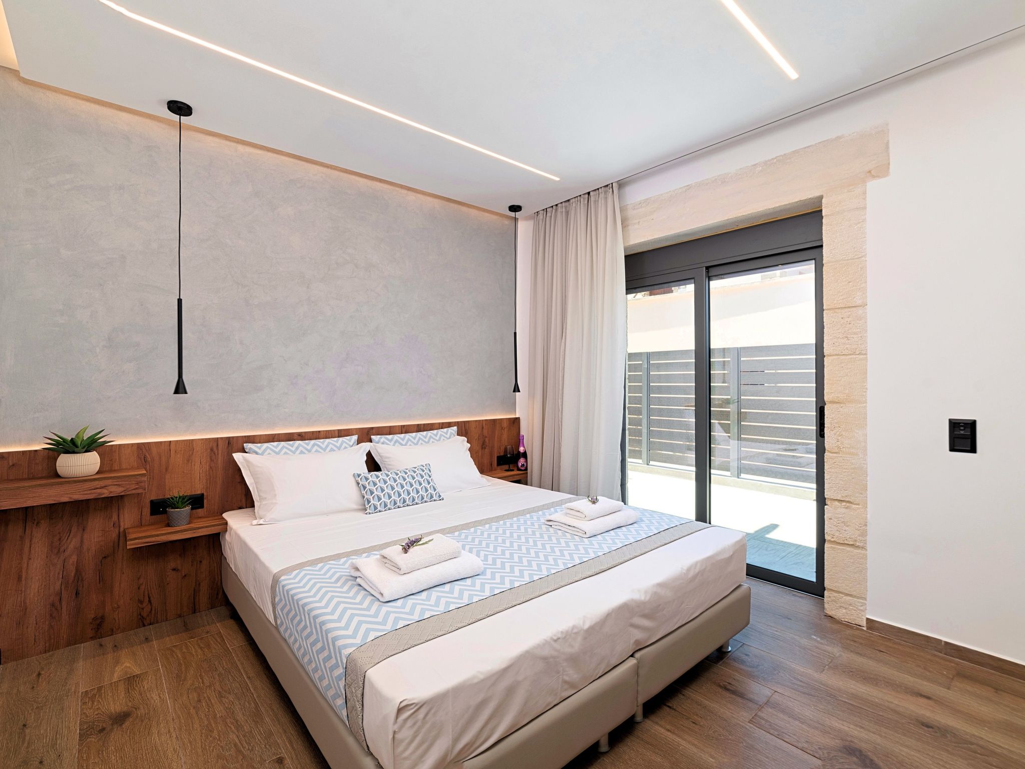 Für 10 Personen in Kournas, Kreta (West-Kreta)-Image-tags.info