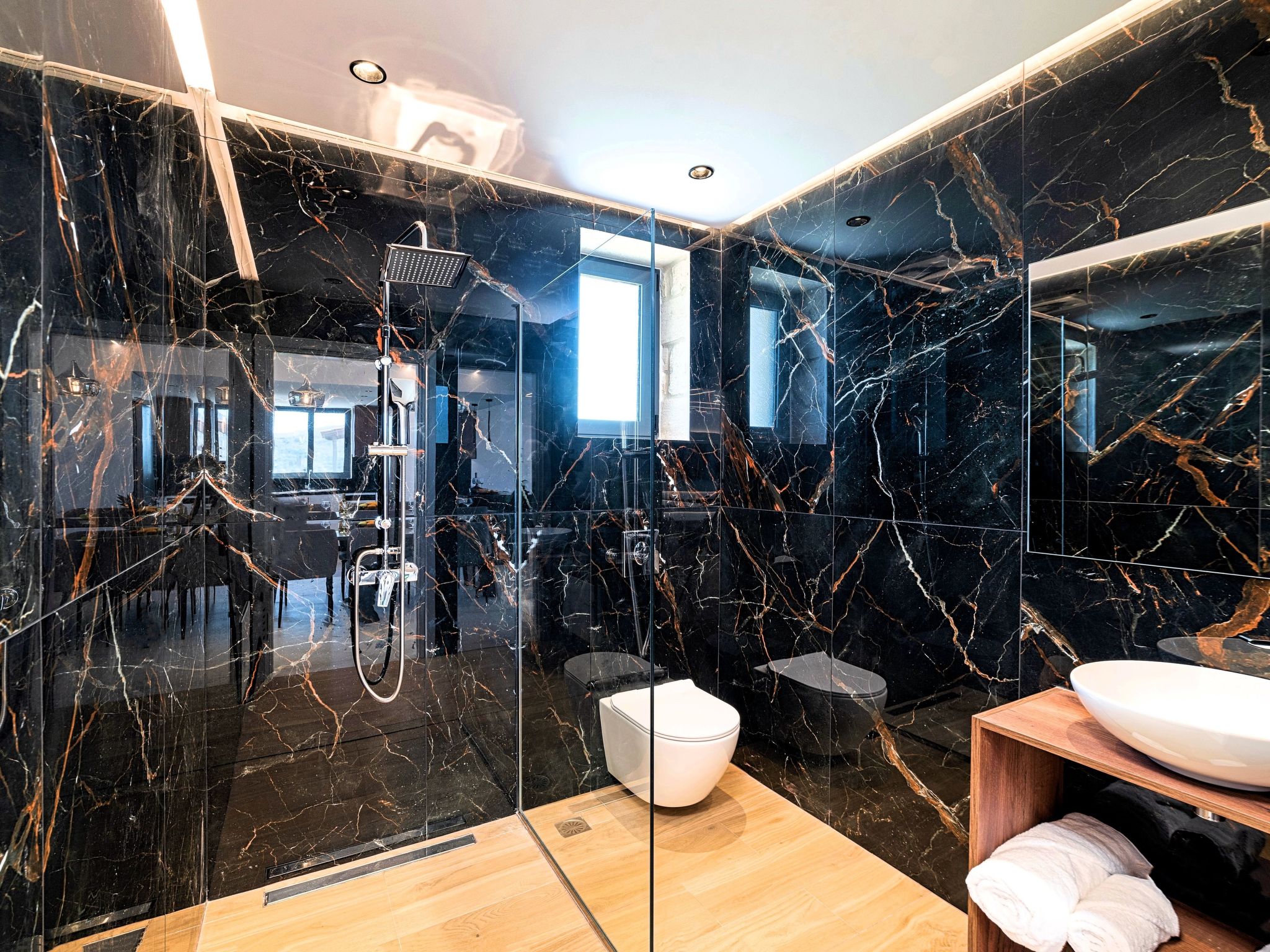 Für 10 Personen in Kournas, Kreta (West-Kreta)-Image-tags.info