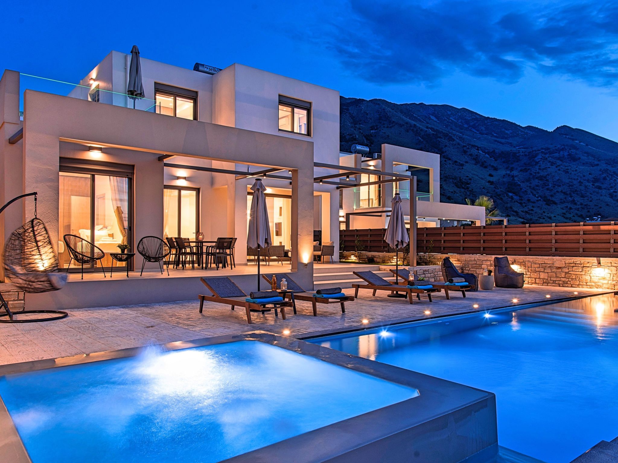 Ferienvilla "Minaos Grand" mit privatem Pool-Image-tags.info