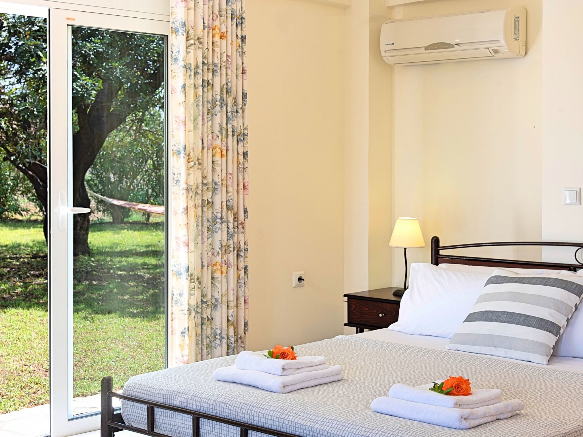 Für 10 Personen in Kournas, Kreta (West-Kreta)-Binnen