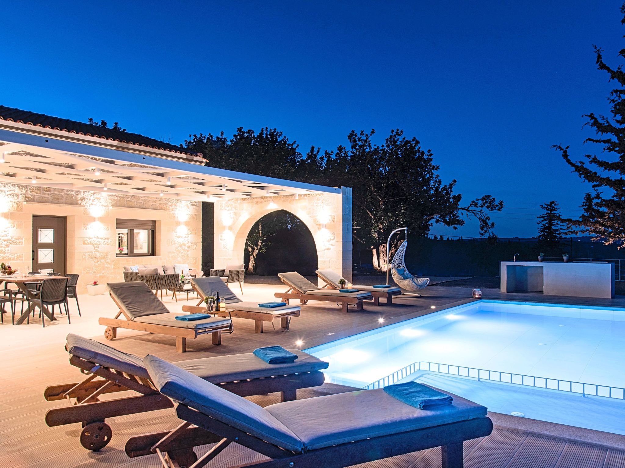 Orientem Villa Beheizter Pool-Image-tags.info