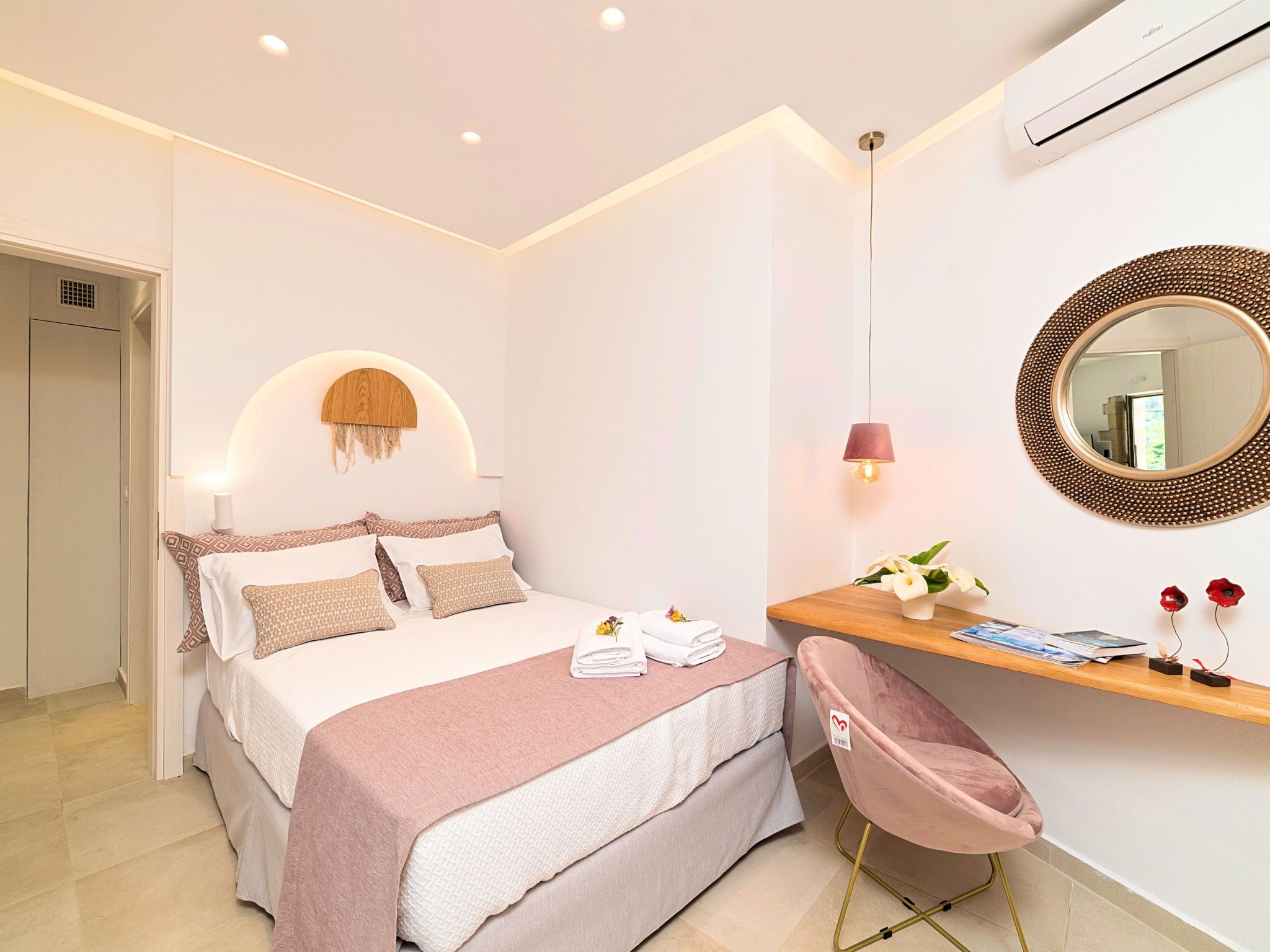 Blue Lake Villa Beheizter Pool-Binnen