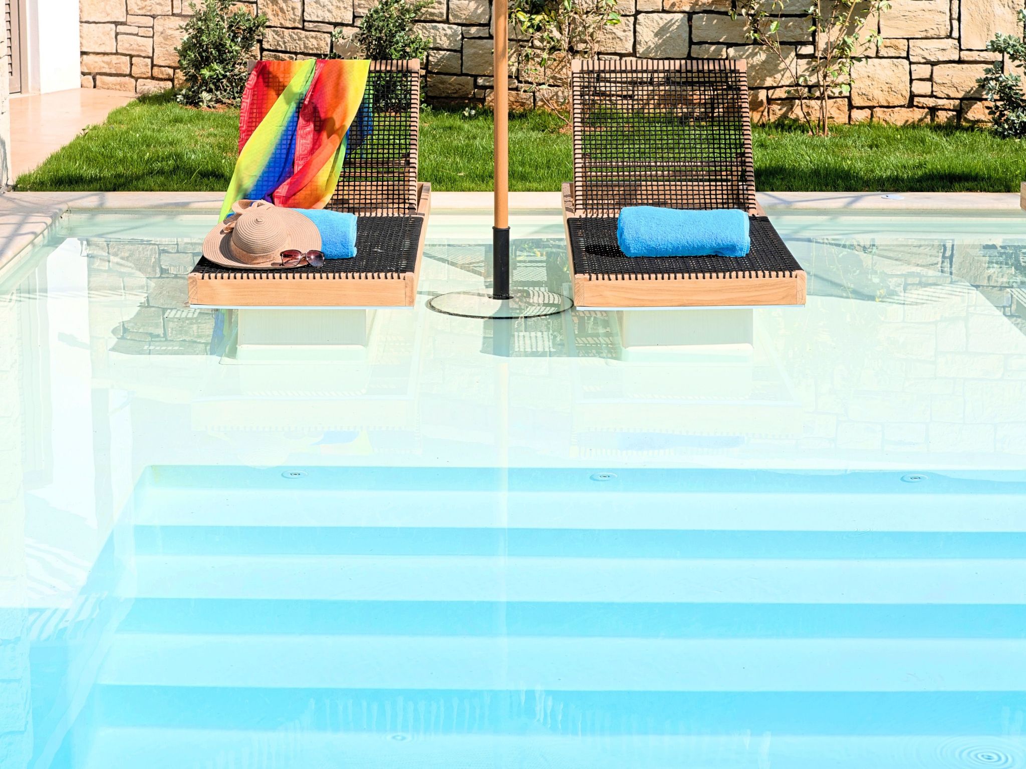 Blue Lake Villa Beheizter Pool-Binnen