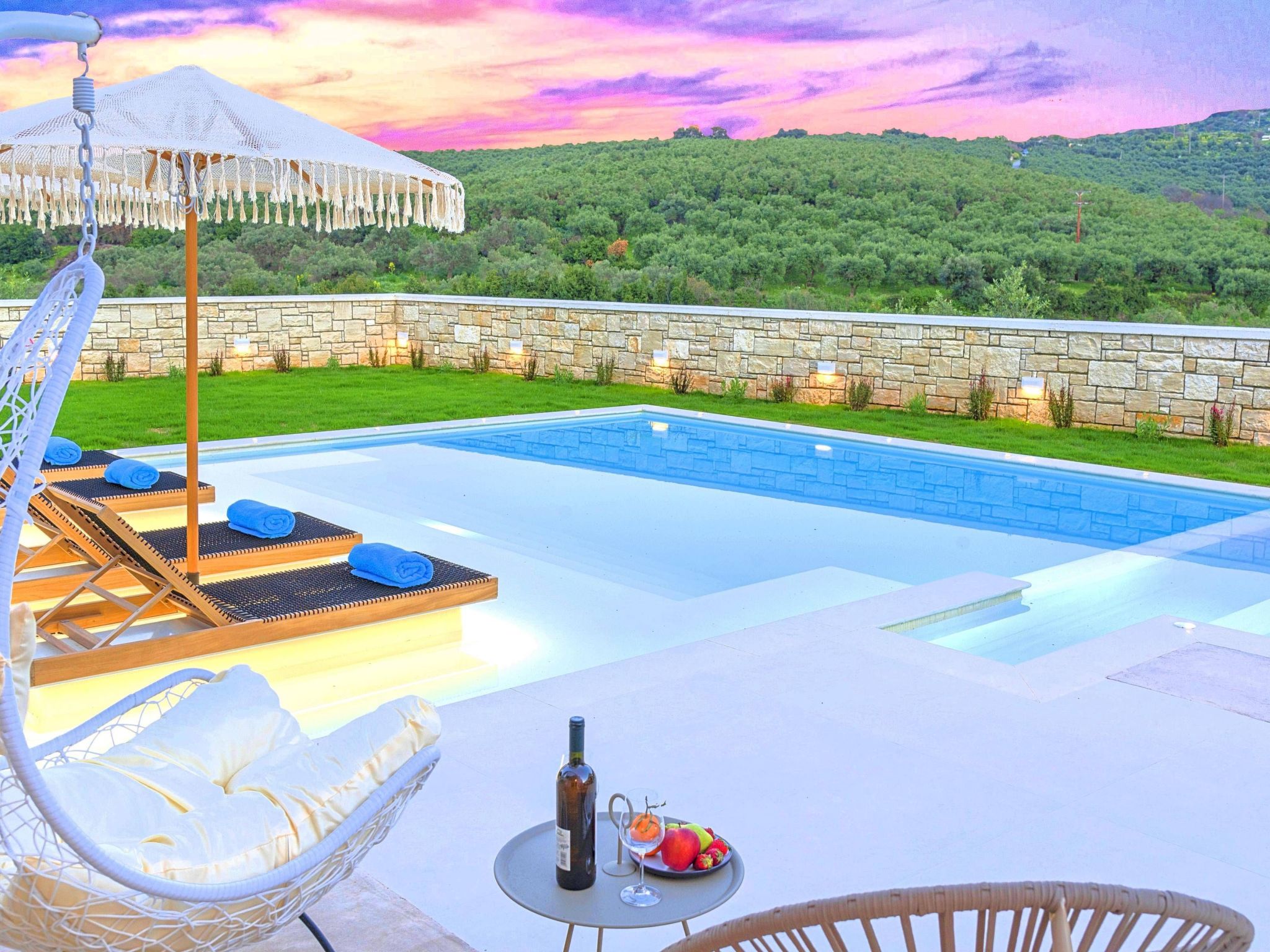 Blue Lake Villa Beheizter Pool-Binnen