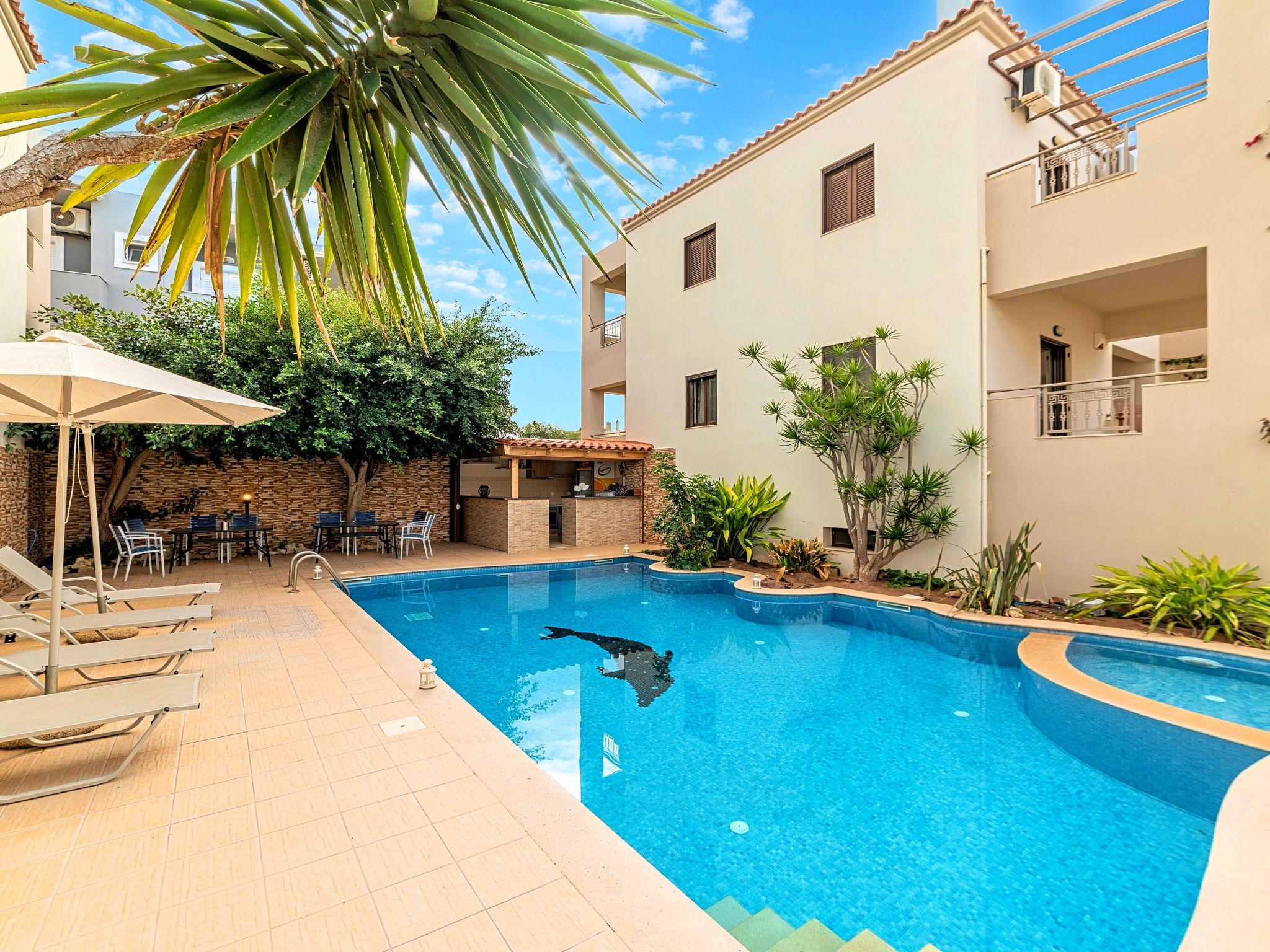 In Kournas mit Privatem Pool-Image-tags.info