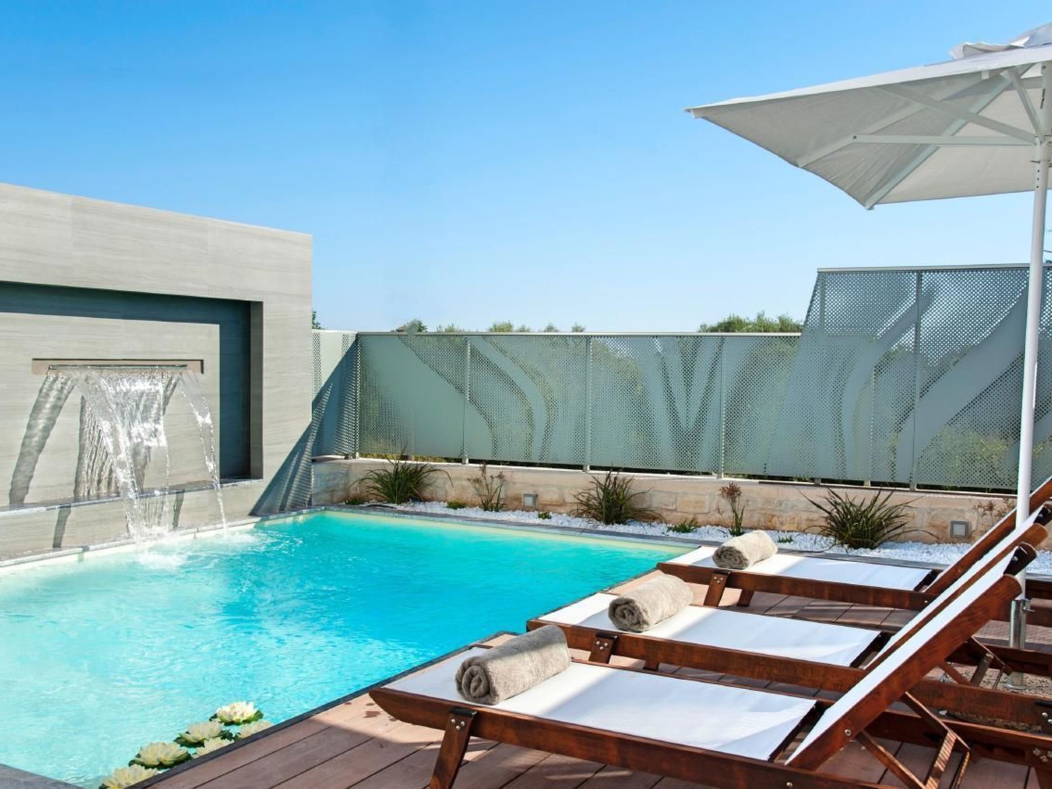 In Kavallos mit Grill, Terrasse und Garten-Image-tags.info