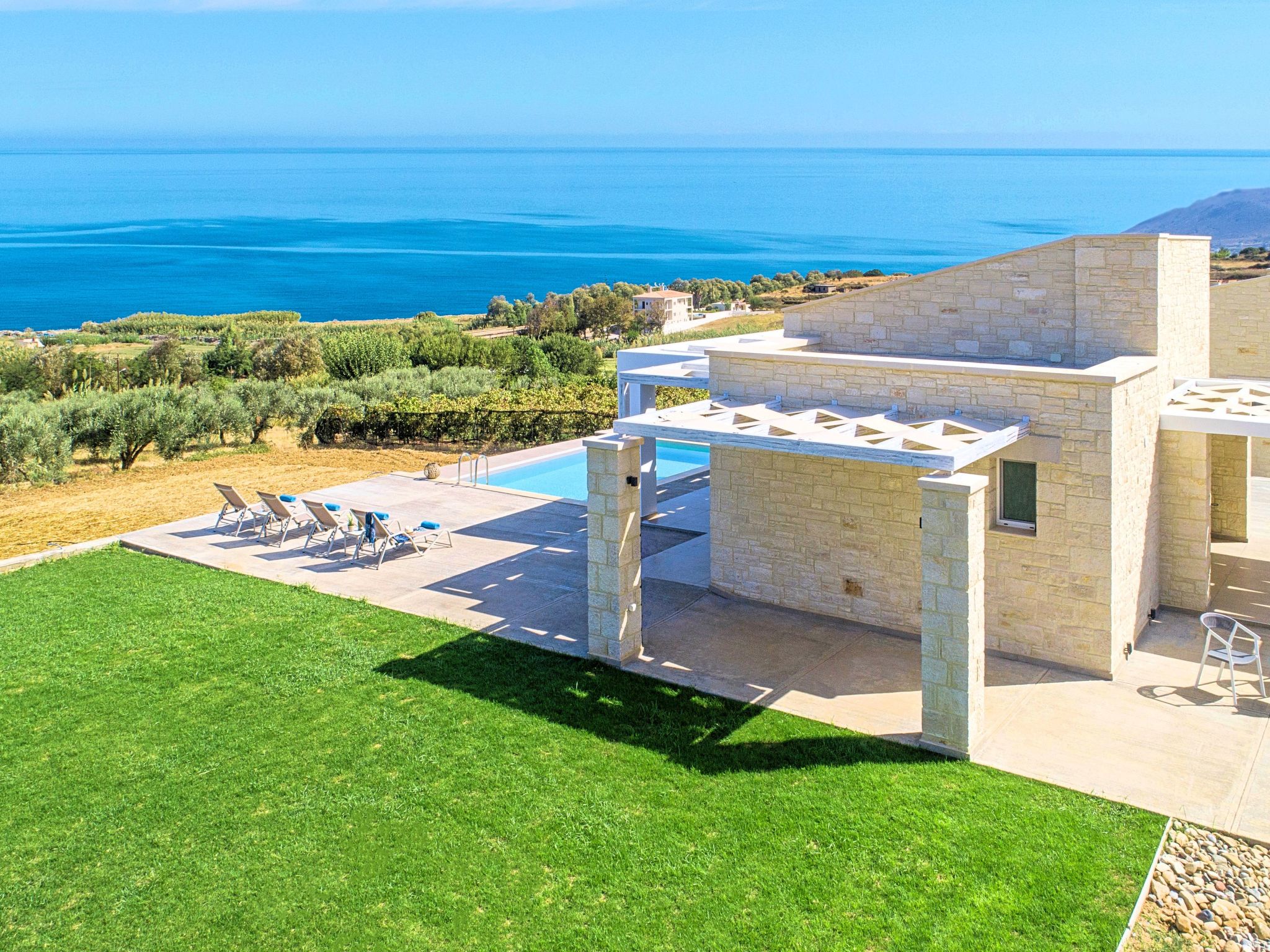 In Georgioupoli mit Privatem Pool und Meerblick-Image-tags.info