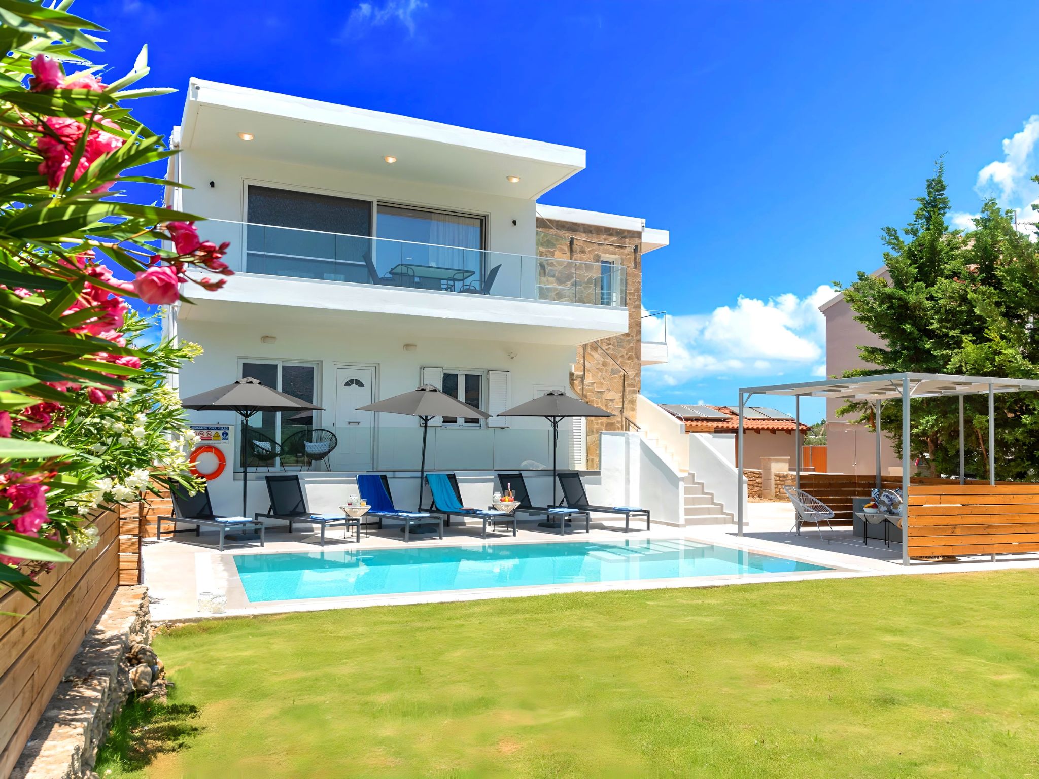 Luminosa Luxus-Villa-Image-tags.info